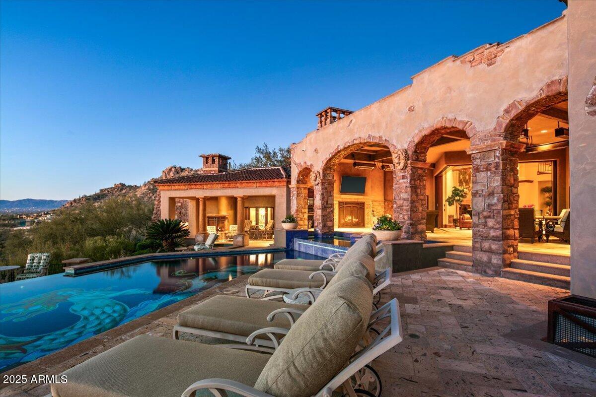 ESTANCIA - Residential