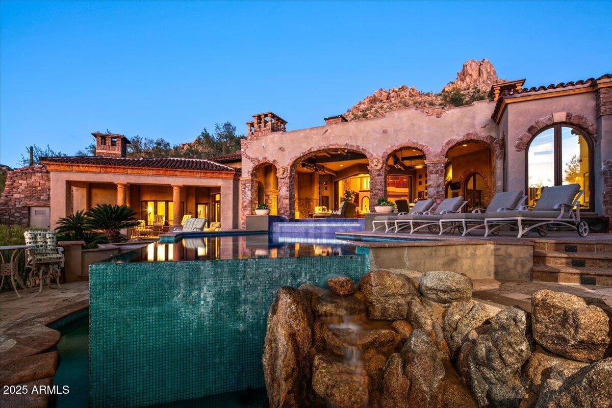 ESTANCIA - Residential