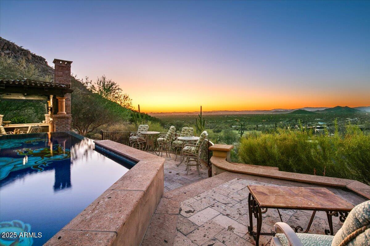 ESTANCIA - Residential