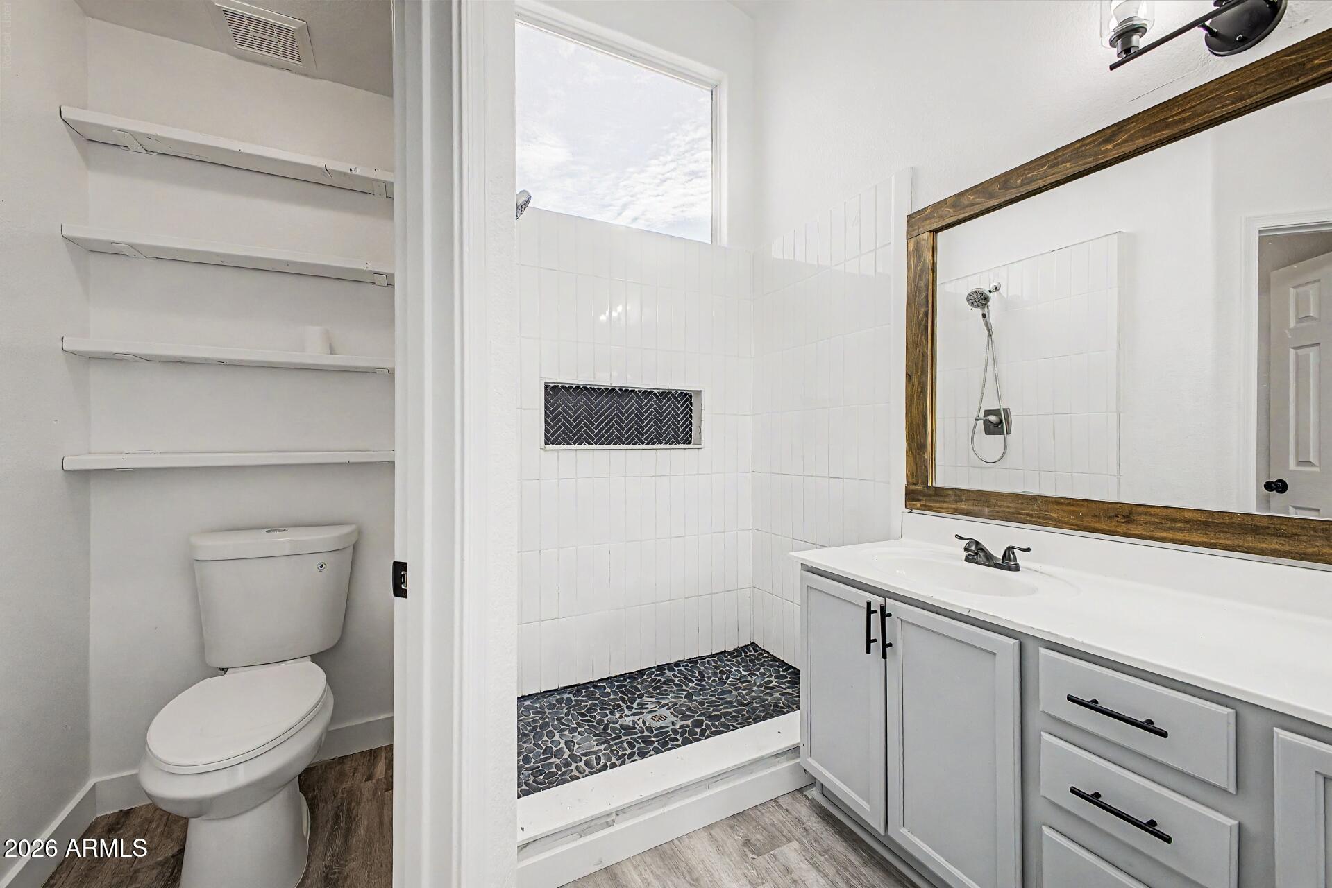 STONEGATE ESTATES - Residential