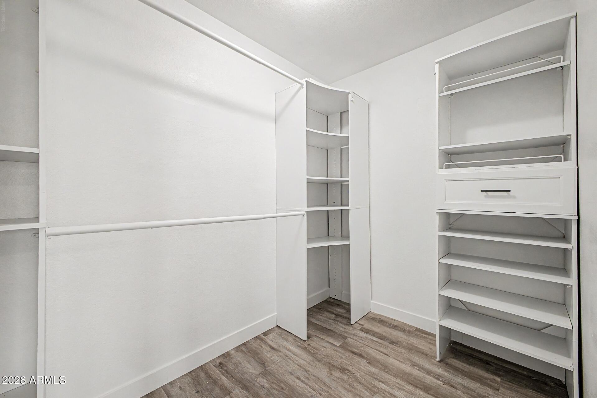 STONEGATE ESTATES - Residential