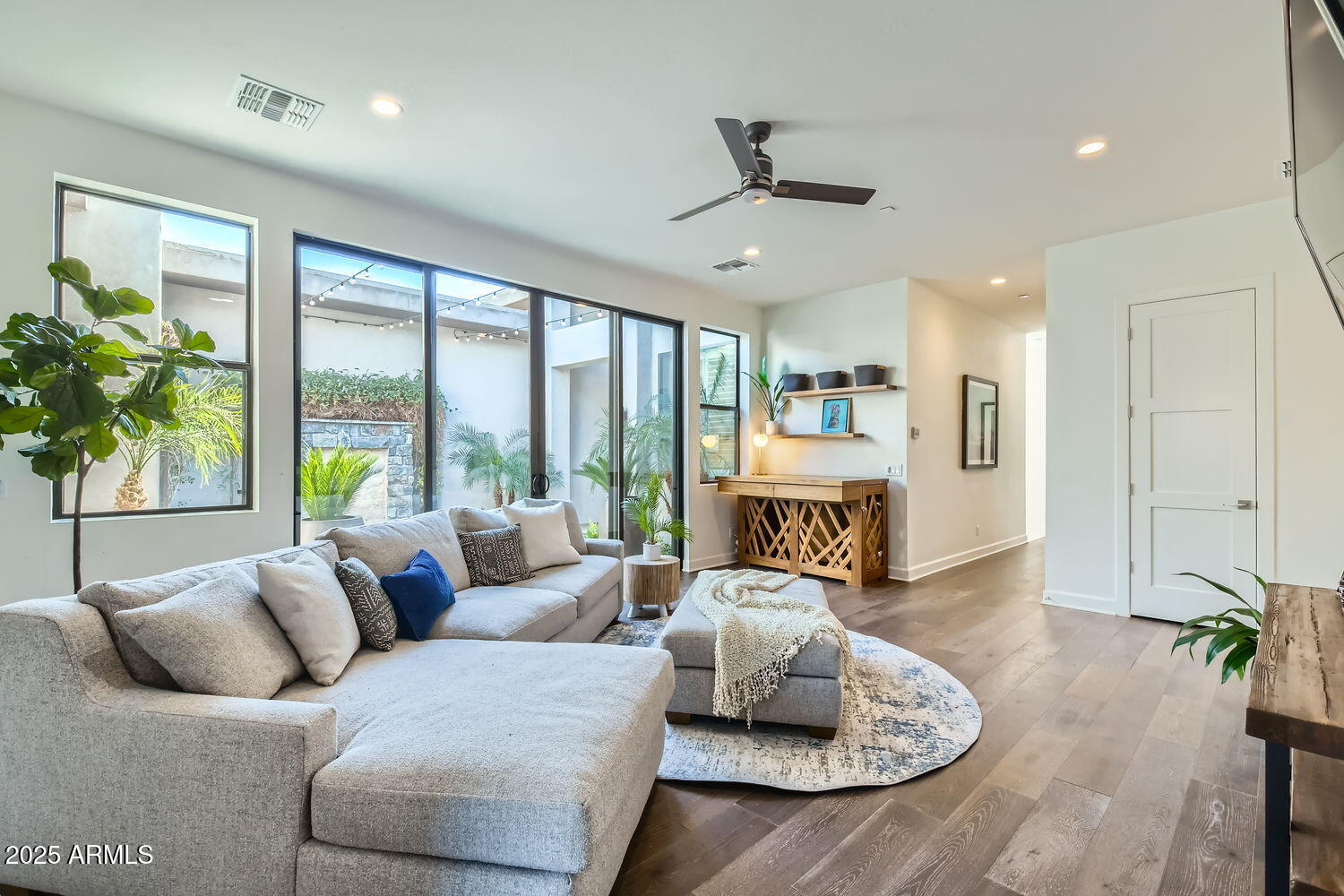 Adero Canyon - Residential
