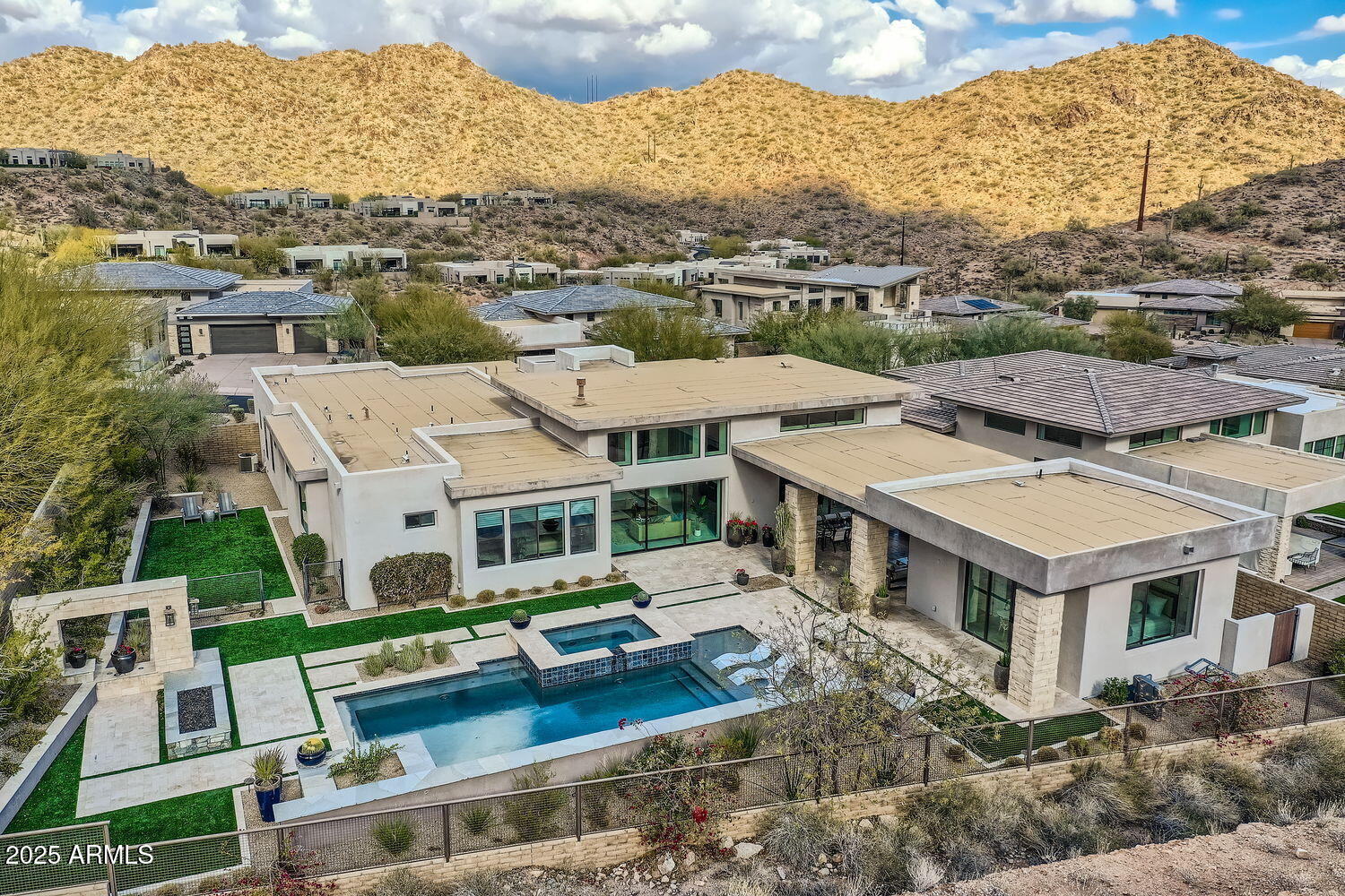 Adero Canyon - Residential