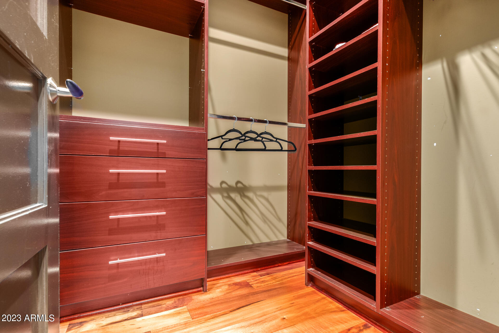 SINCUIDADOS UNIT THREE - Residential
