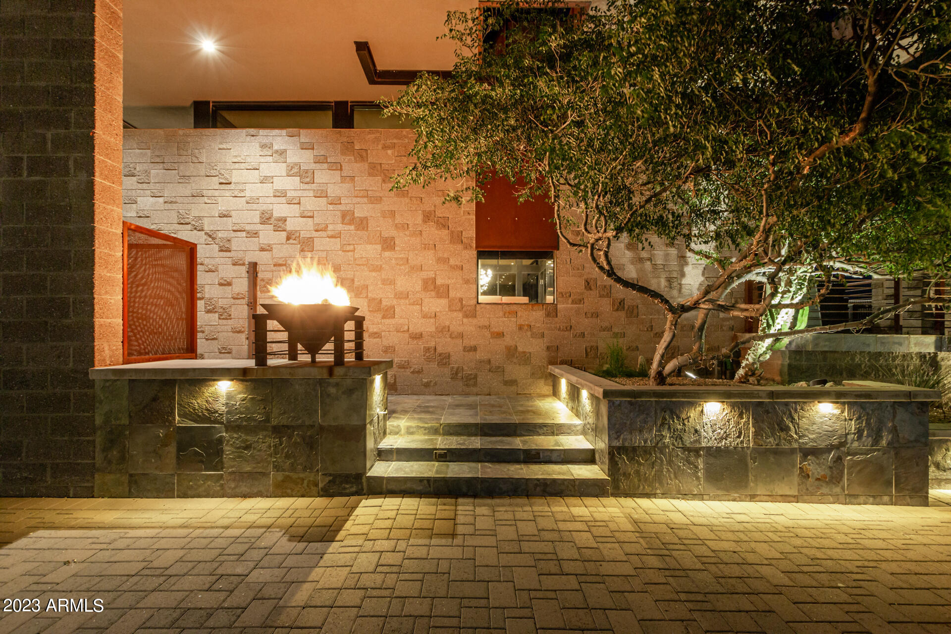 SINCUIDADOS UNIT THREE - Residential