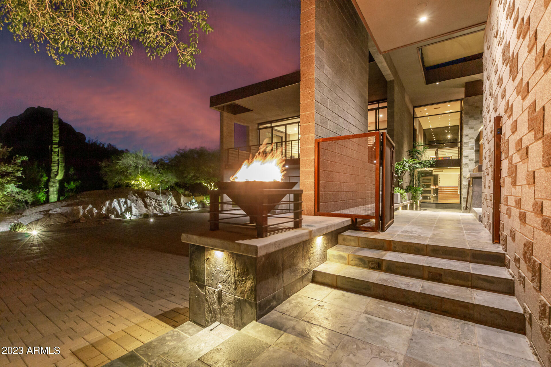 SINCUIDADOS UNIT THREE - Residential