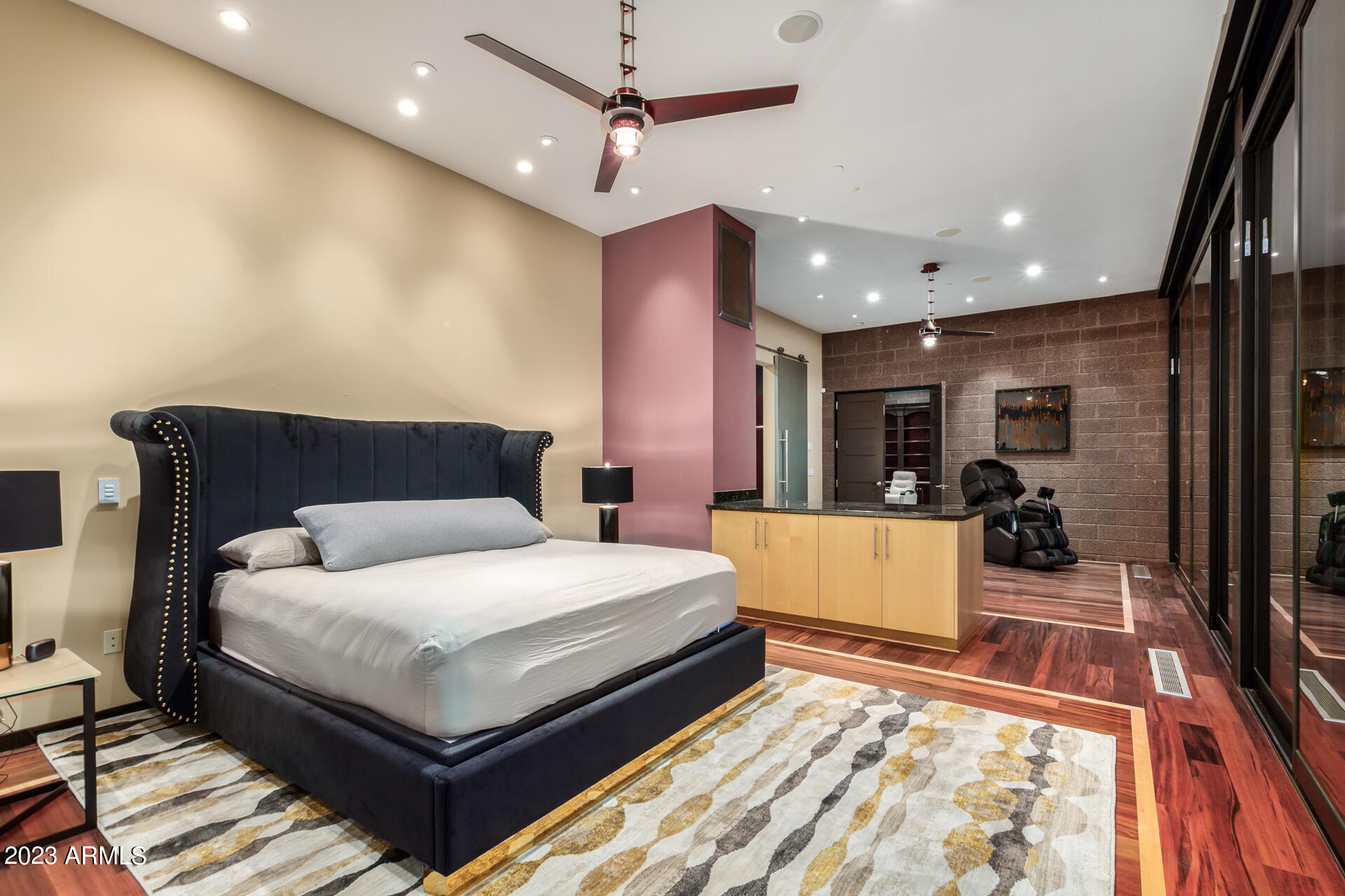 SINCUIDADOS UNIT THREE - Residential