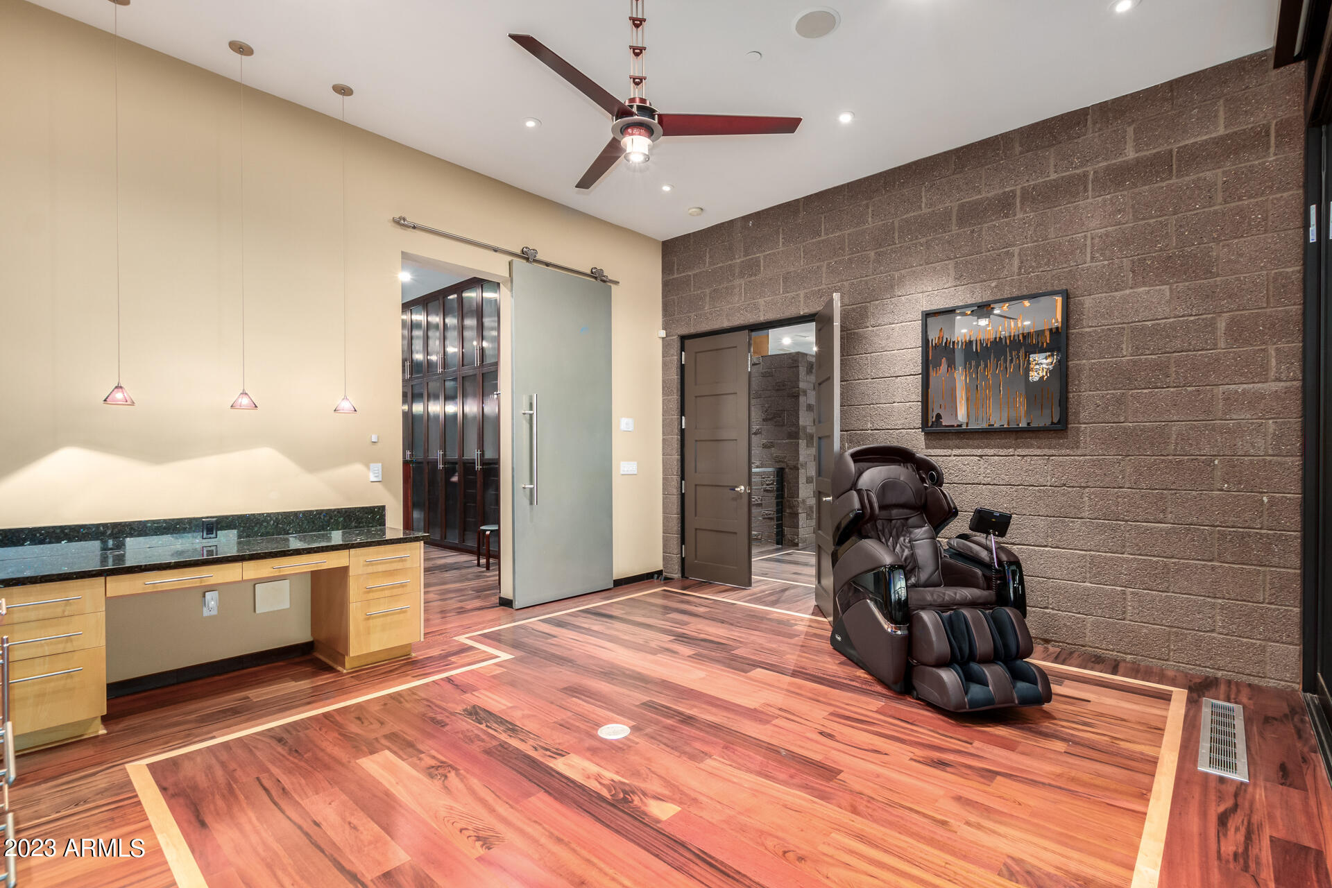 SINCUIDADOS UNIT THREE - Residential