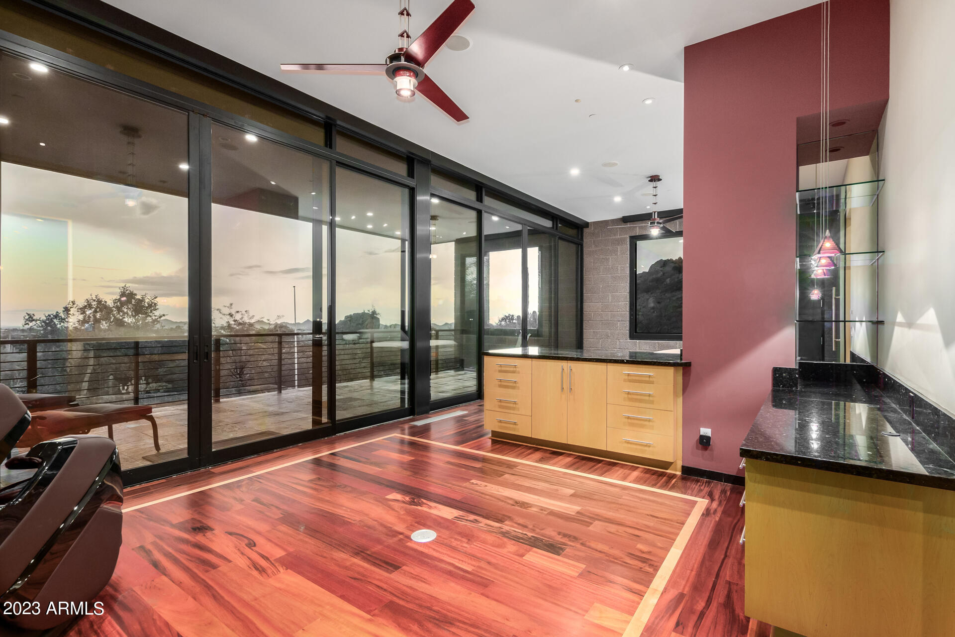 SINCUIDADOS UNIT THREE - Residential