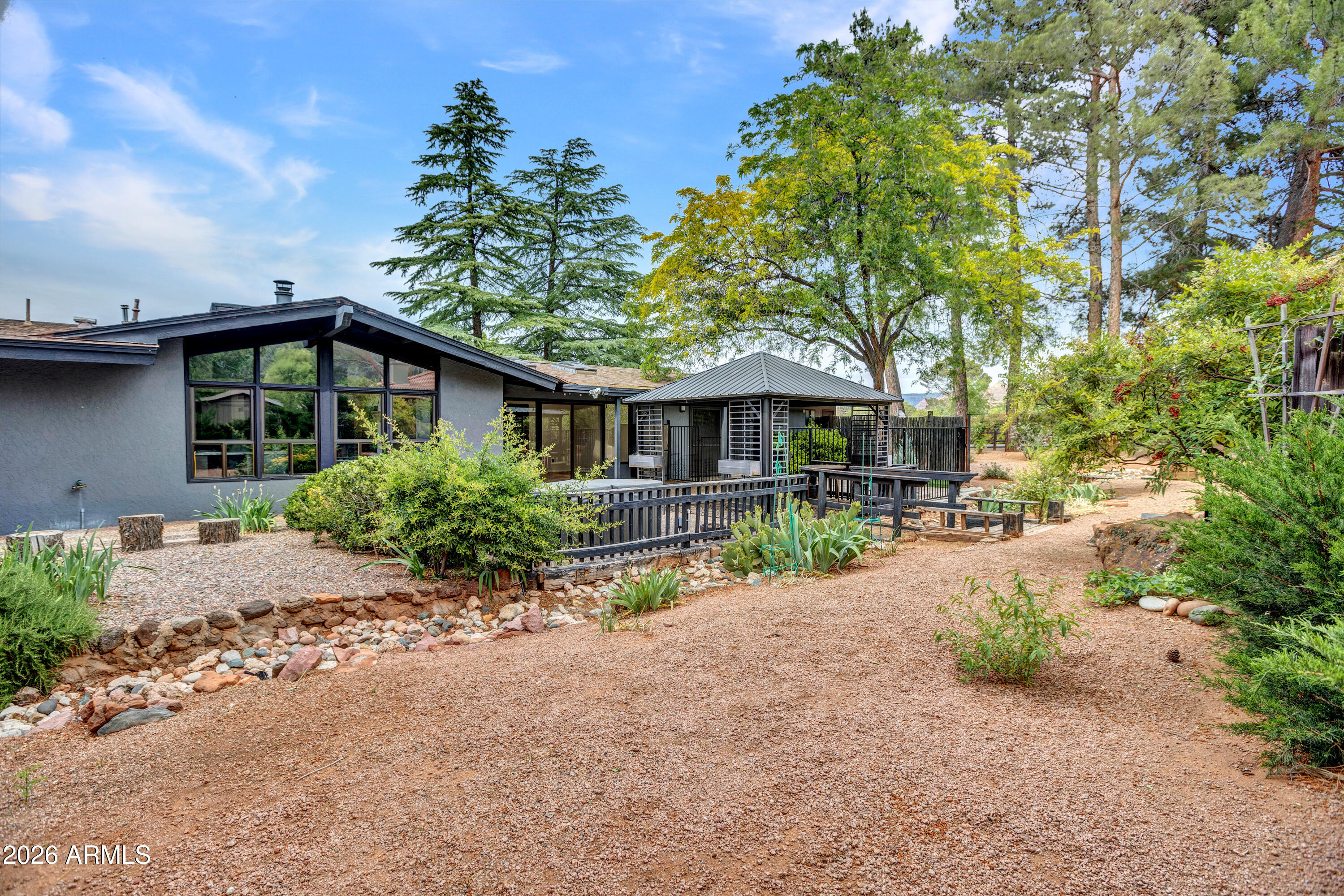 SADDLEROCK HOMES - Residential