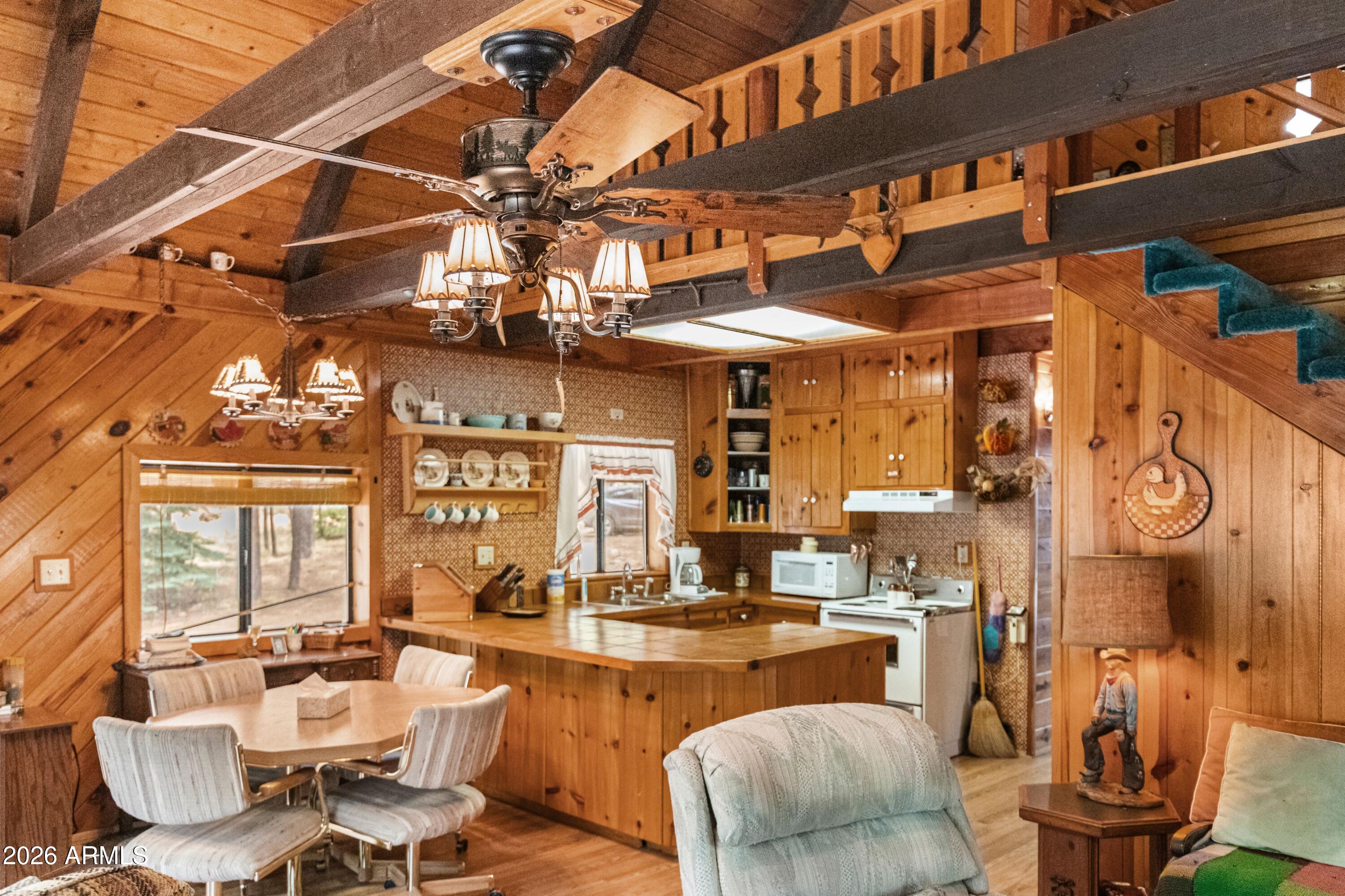FOREST LAKES ESTATES 9 - Residential