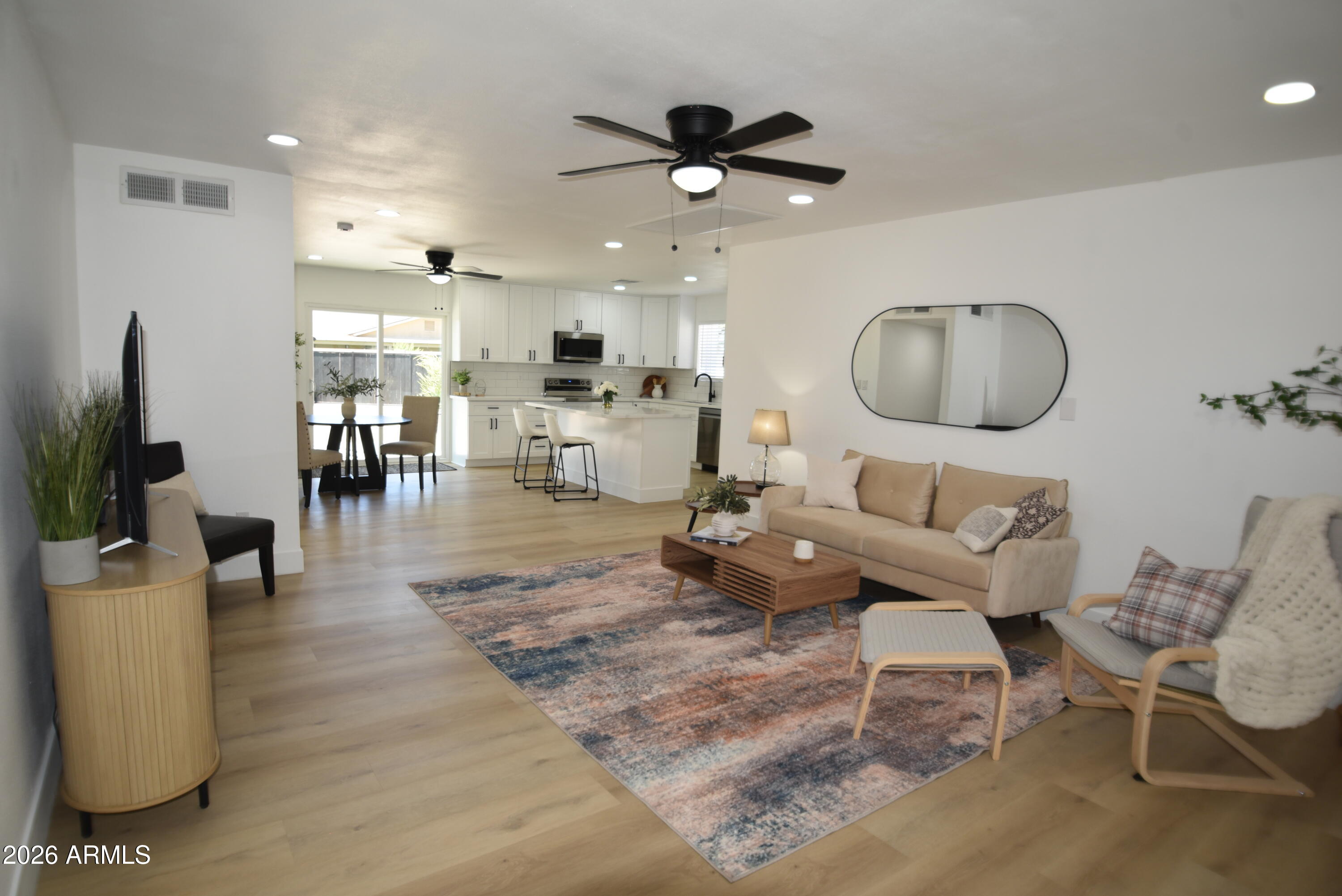 CRESTMONT - Residential