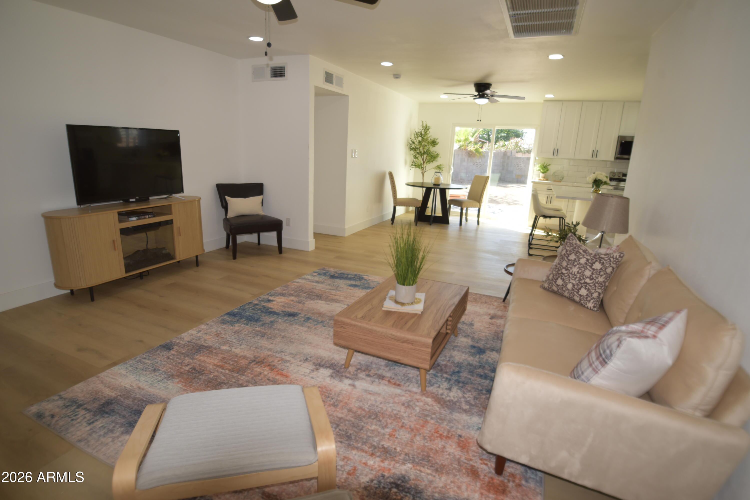 CRESTMONT - Residential