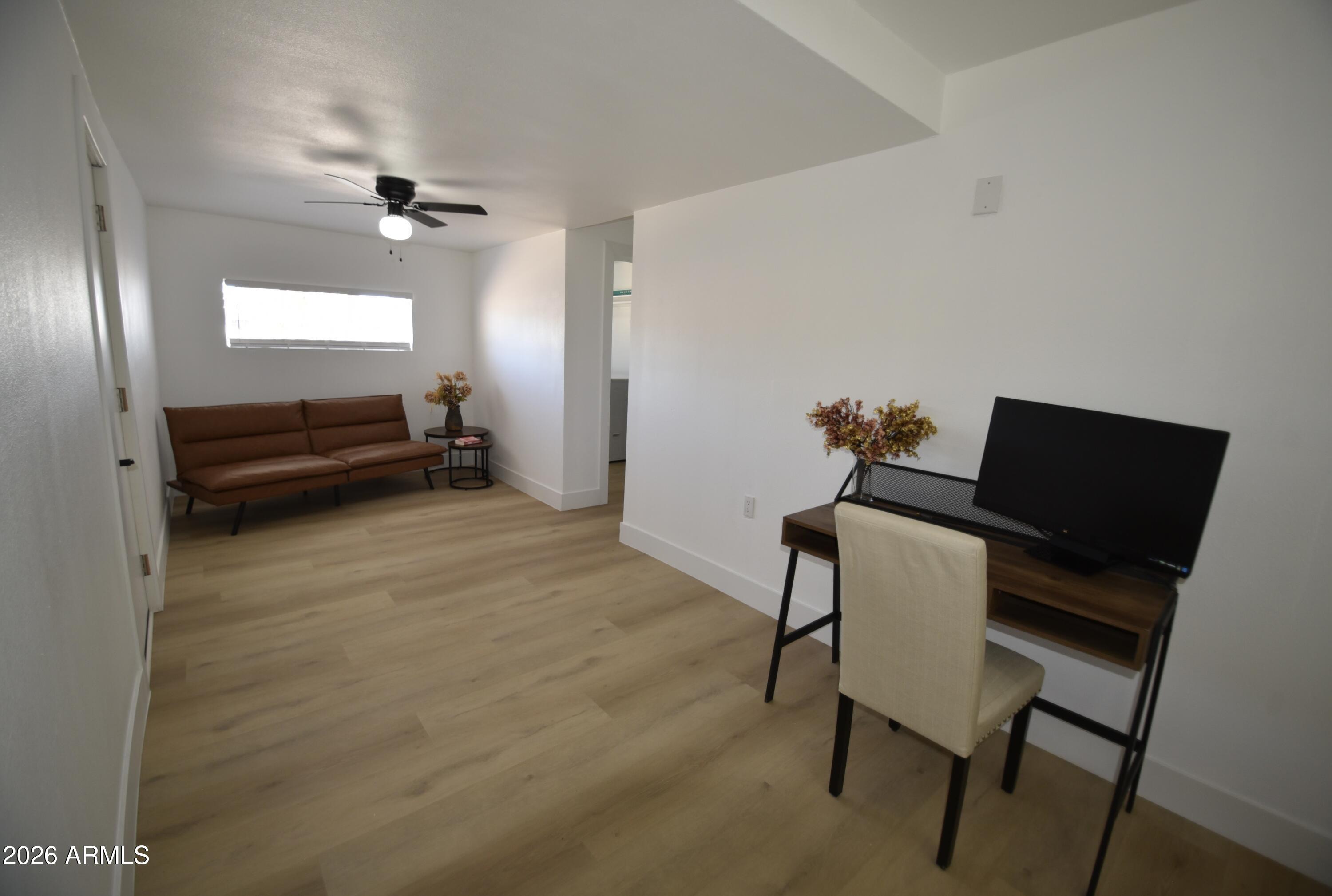 CRESTMONT - Residential