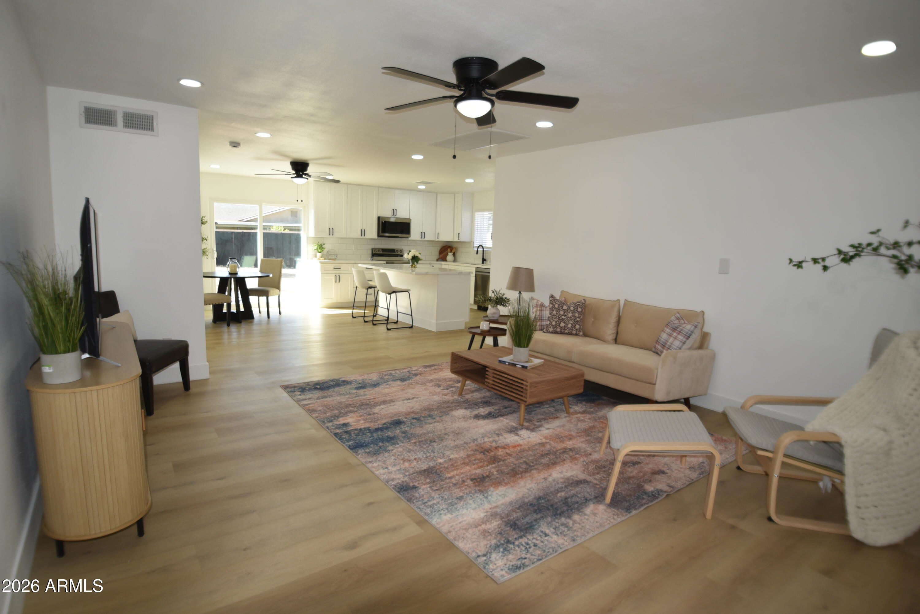 CRESTMONT - Residential