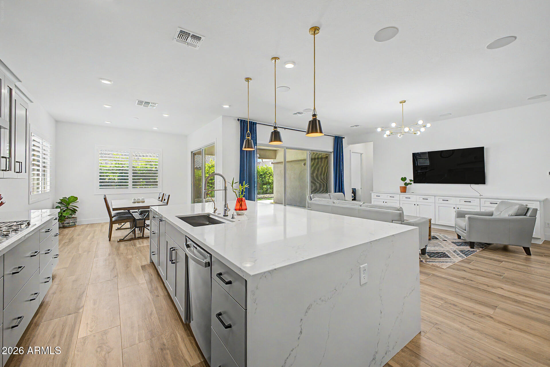 TREELAND - Residential