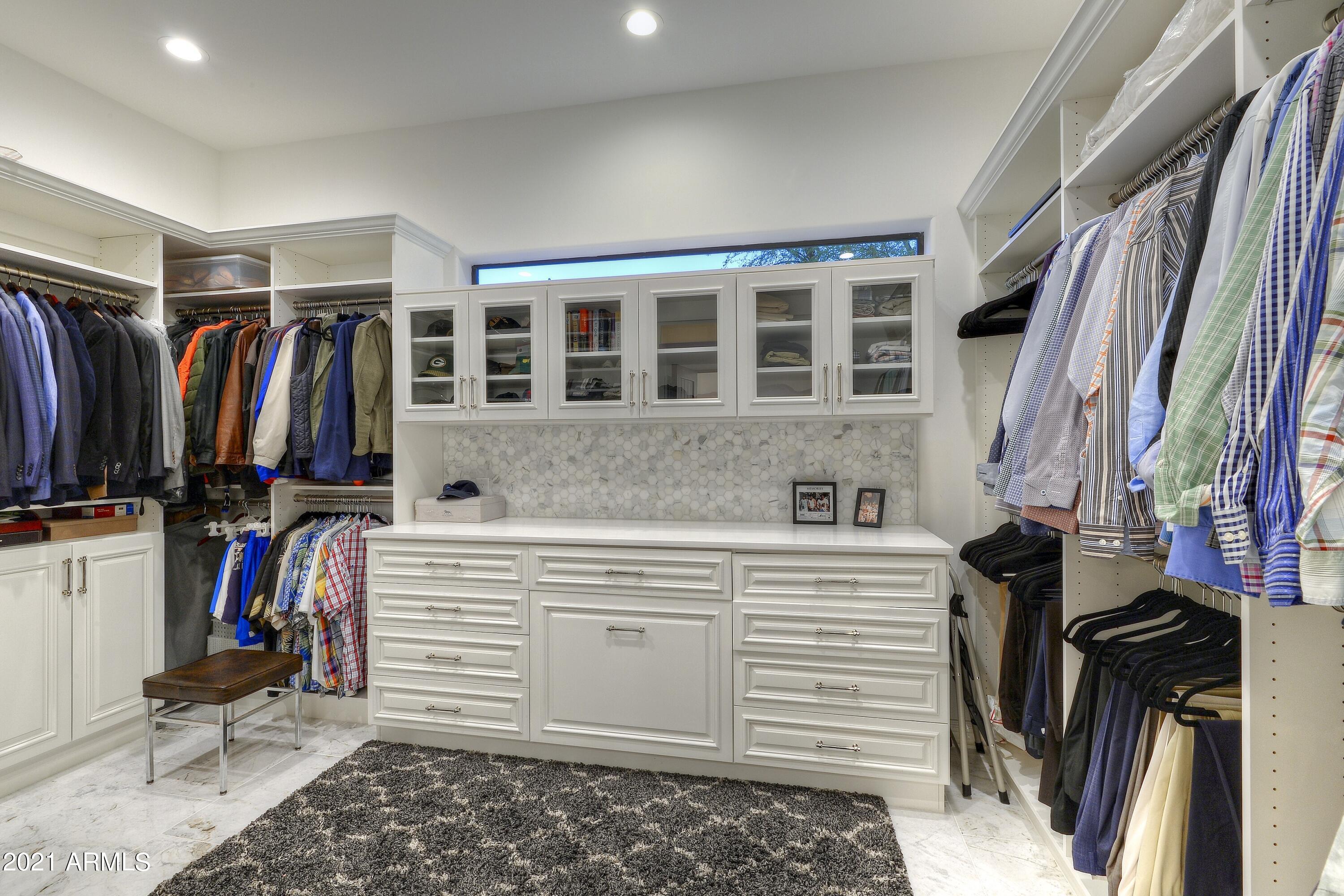 PARADISE HILLS ESTATES - Residential