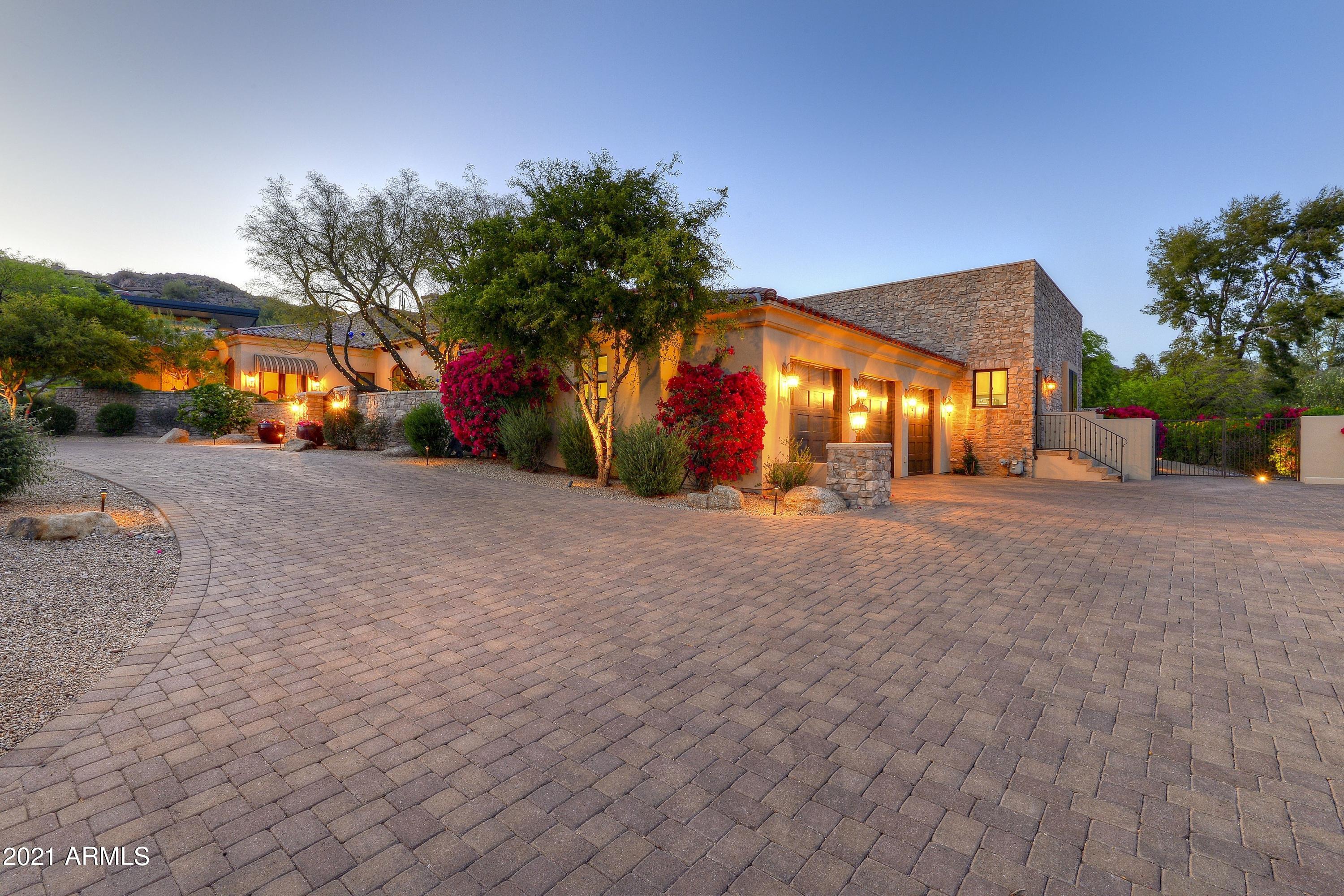 PARADISE HILLS ESTATES - Residential
