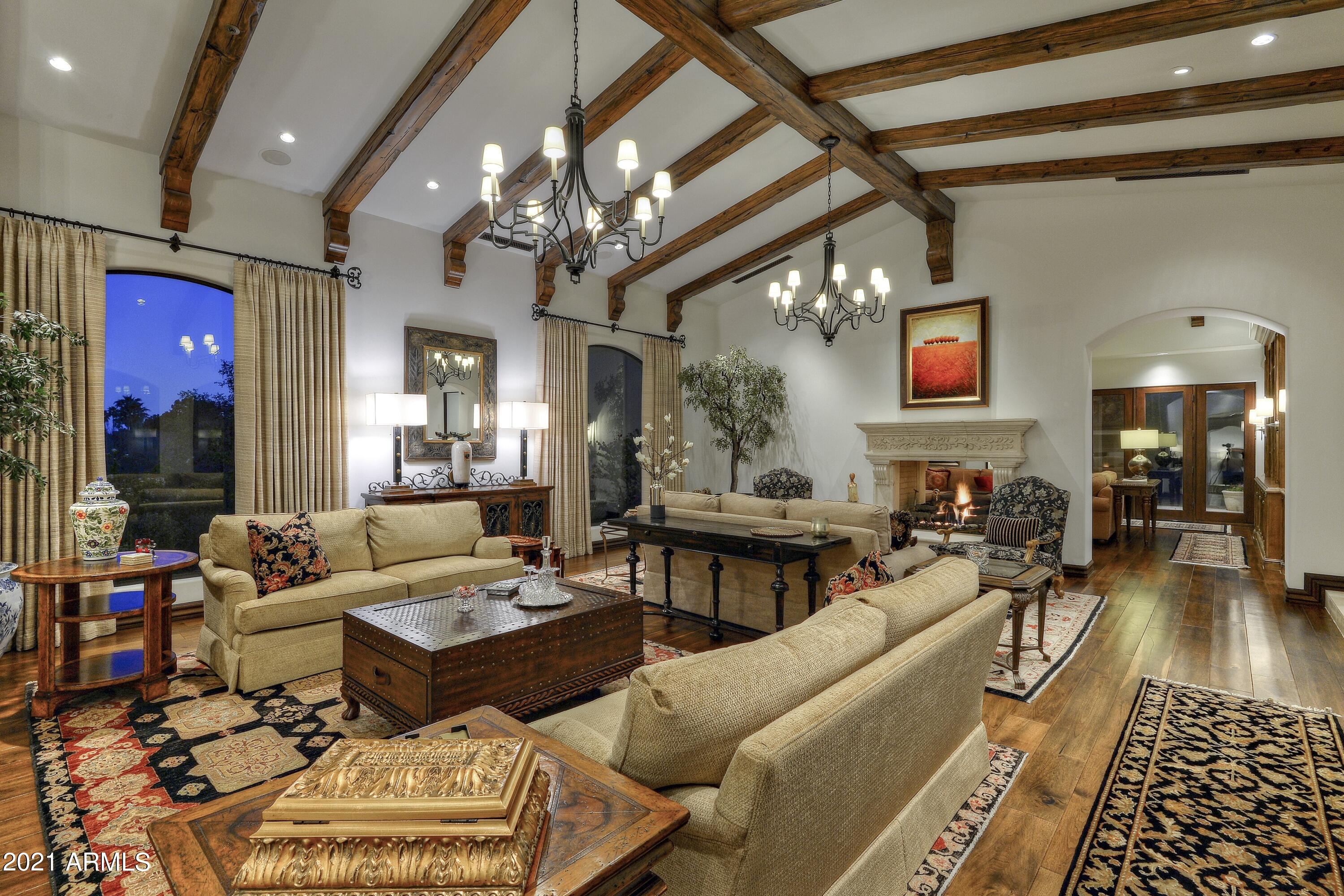 PARADISE HILLS ESTATES - Residential