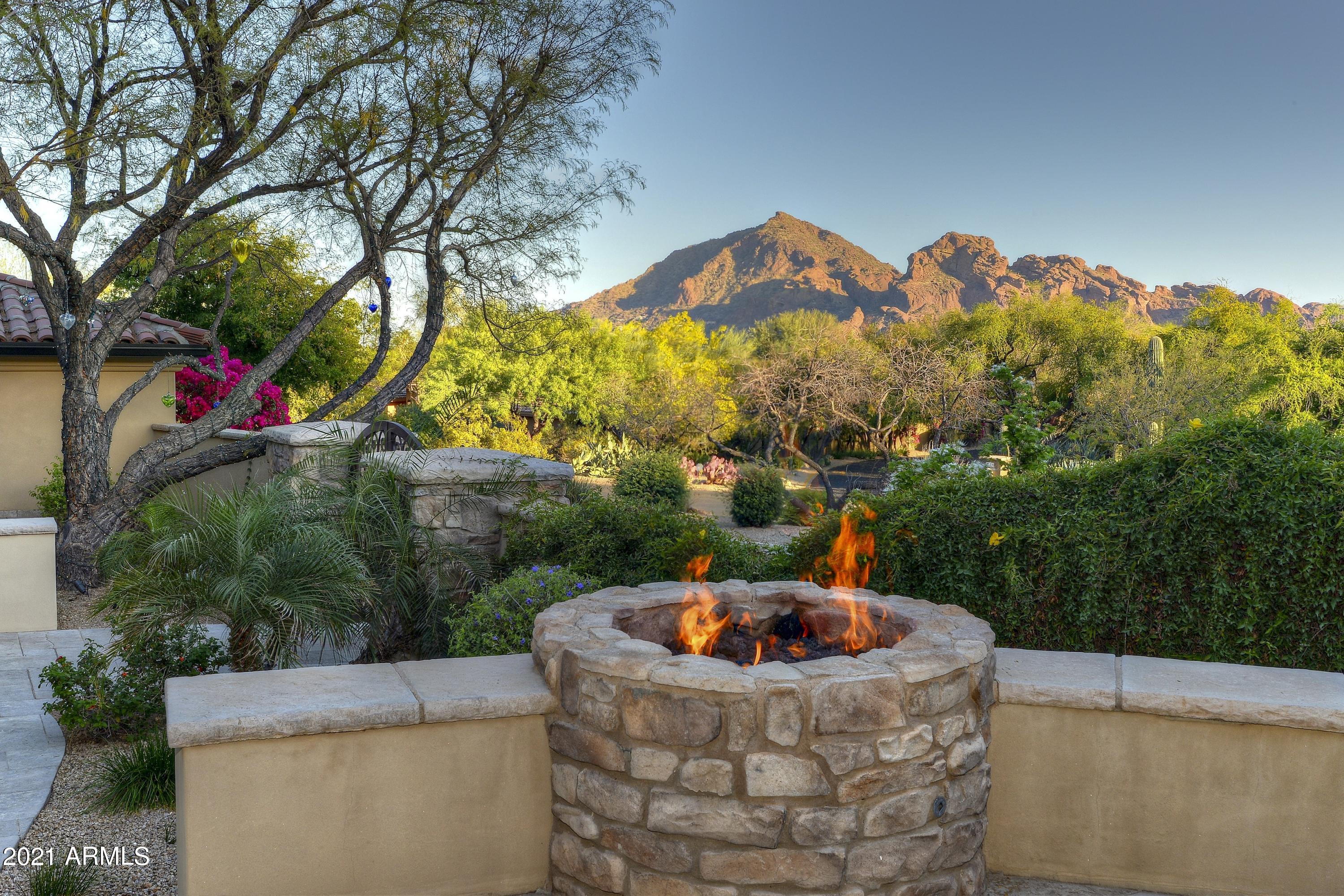 PARADISE HILLS ESTATES - Residential