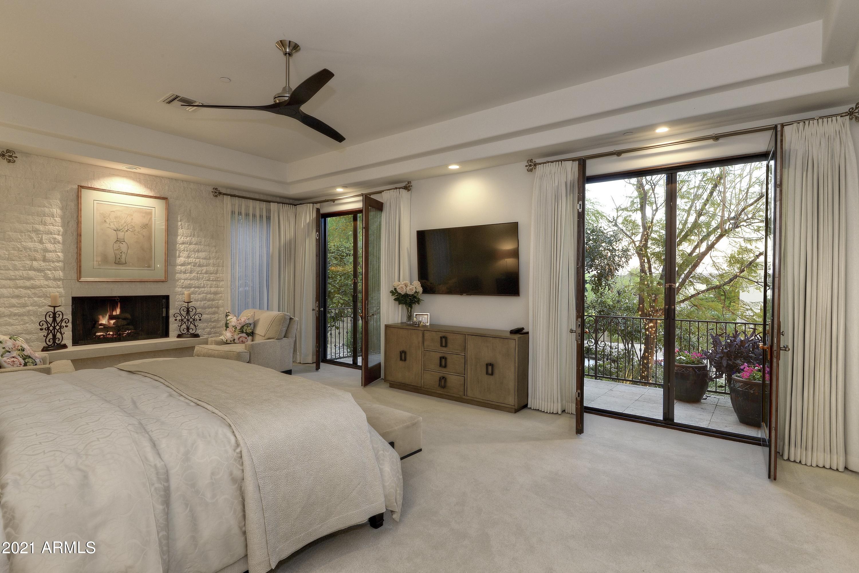 PARADISE HILLS ESTATES - Residential
