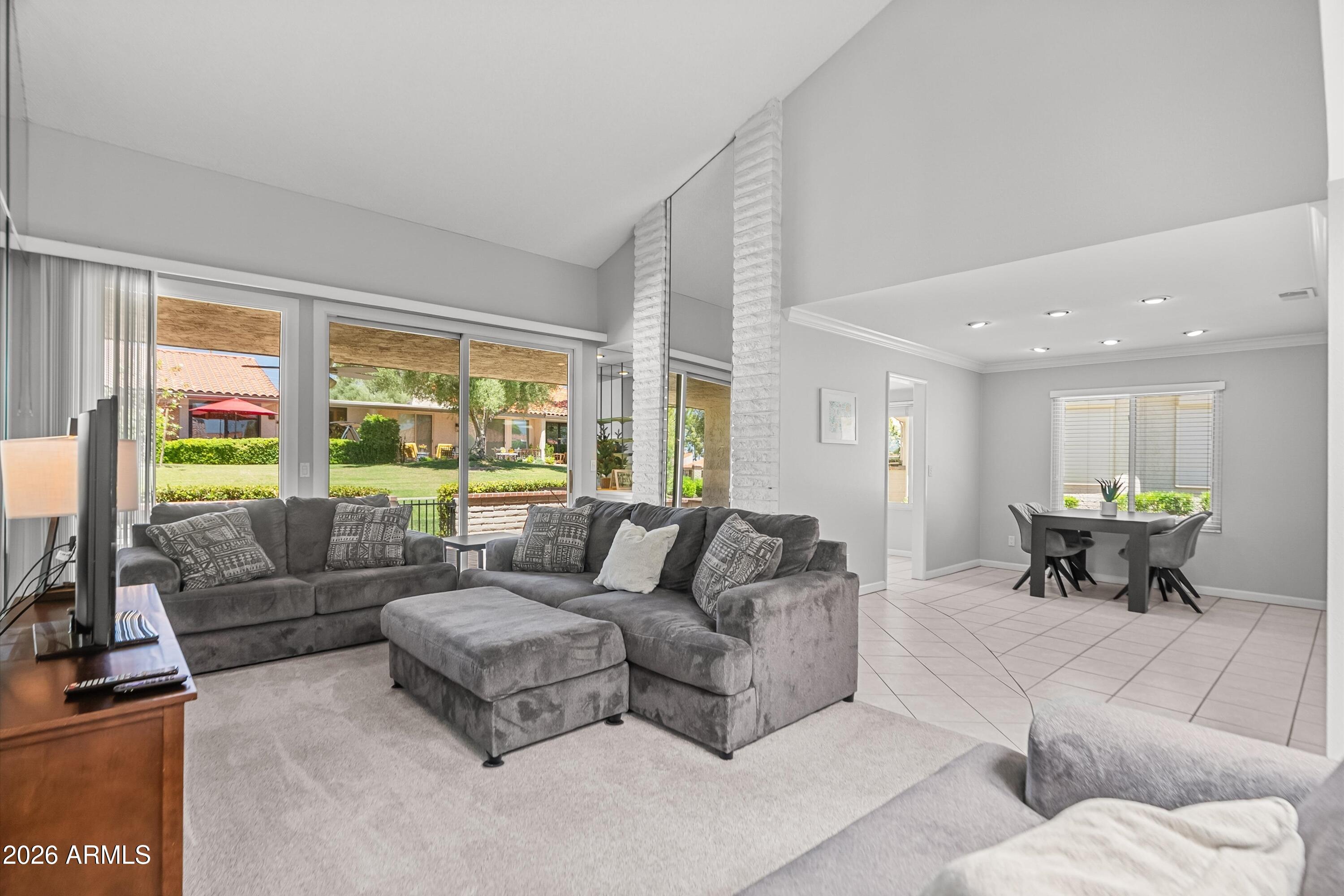 SUNRISE VILLAS - Residential