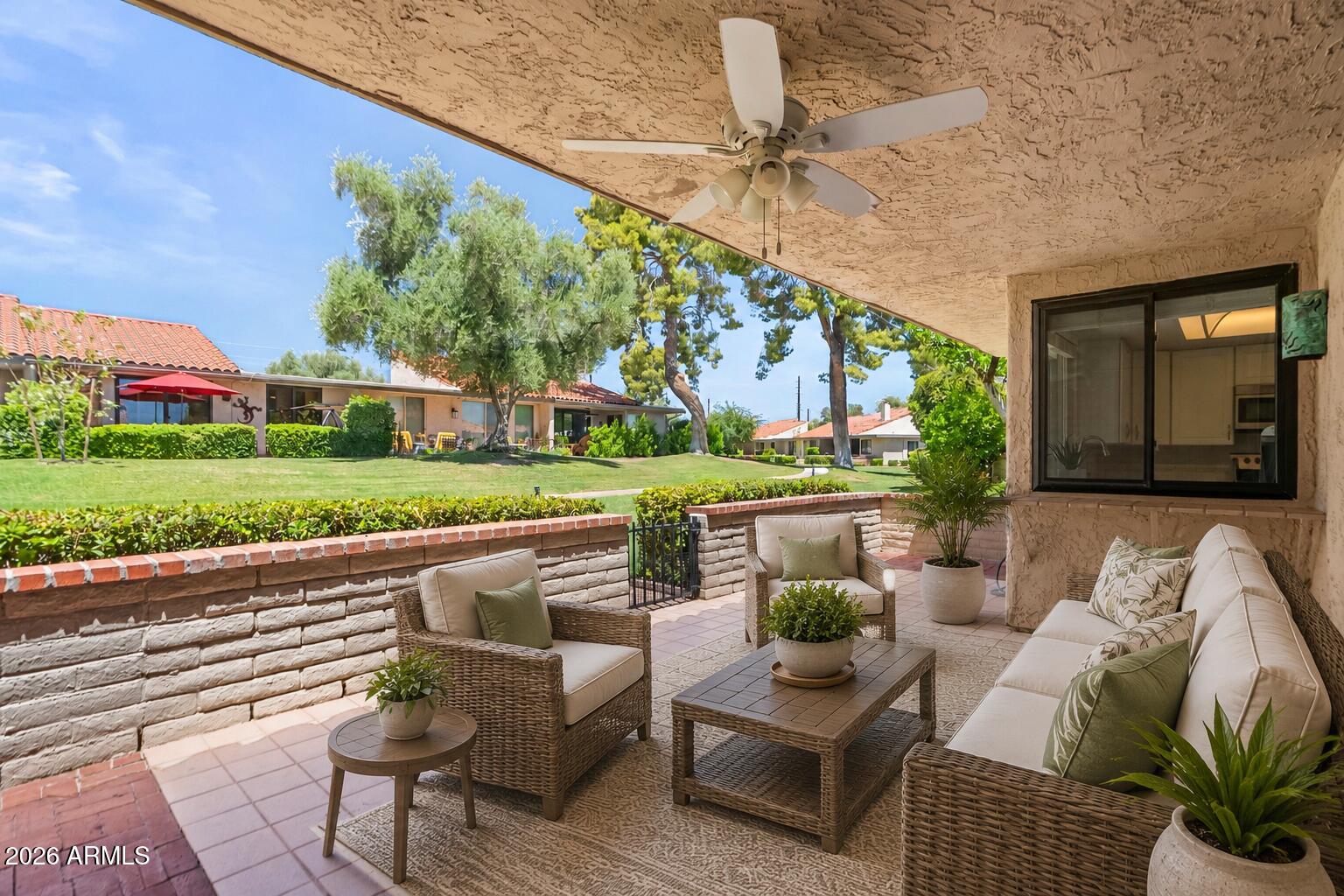 SUNRISE VILLAS - Residential