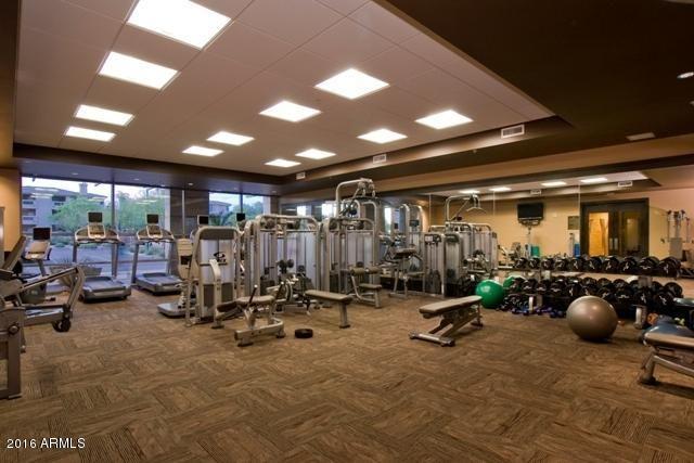 PLAZA LOFTS - Residential