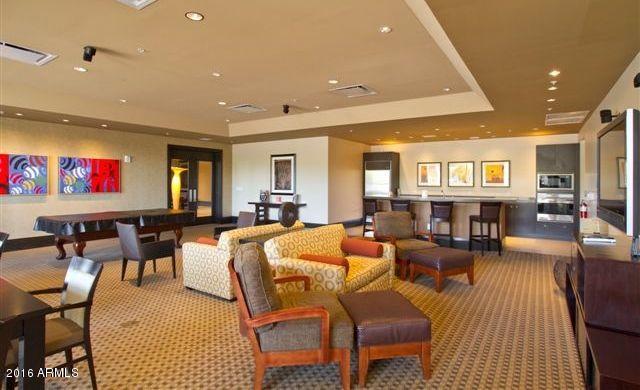 PLAZA LOFTS - Residential