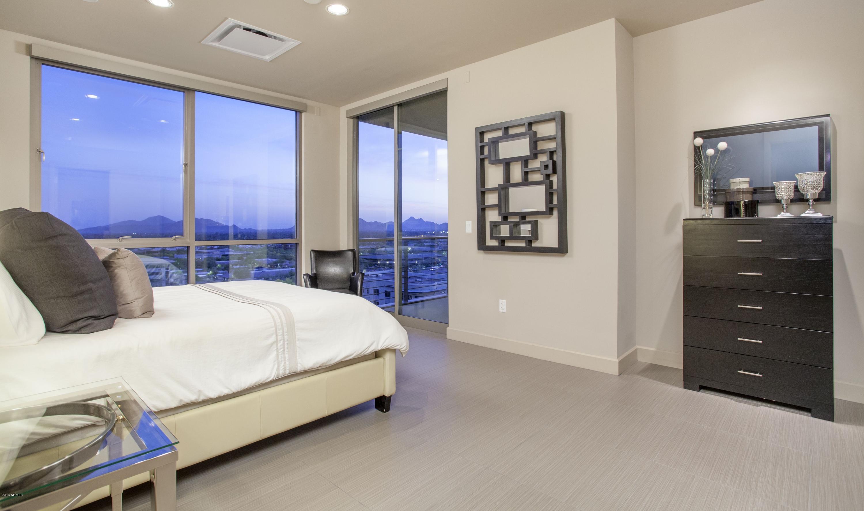 PLAZA LOFTS - Residential