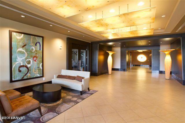 PLAZA LOFTS - Residential
