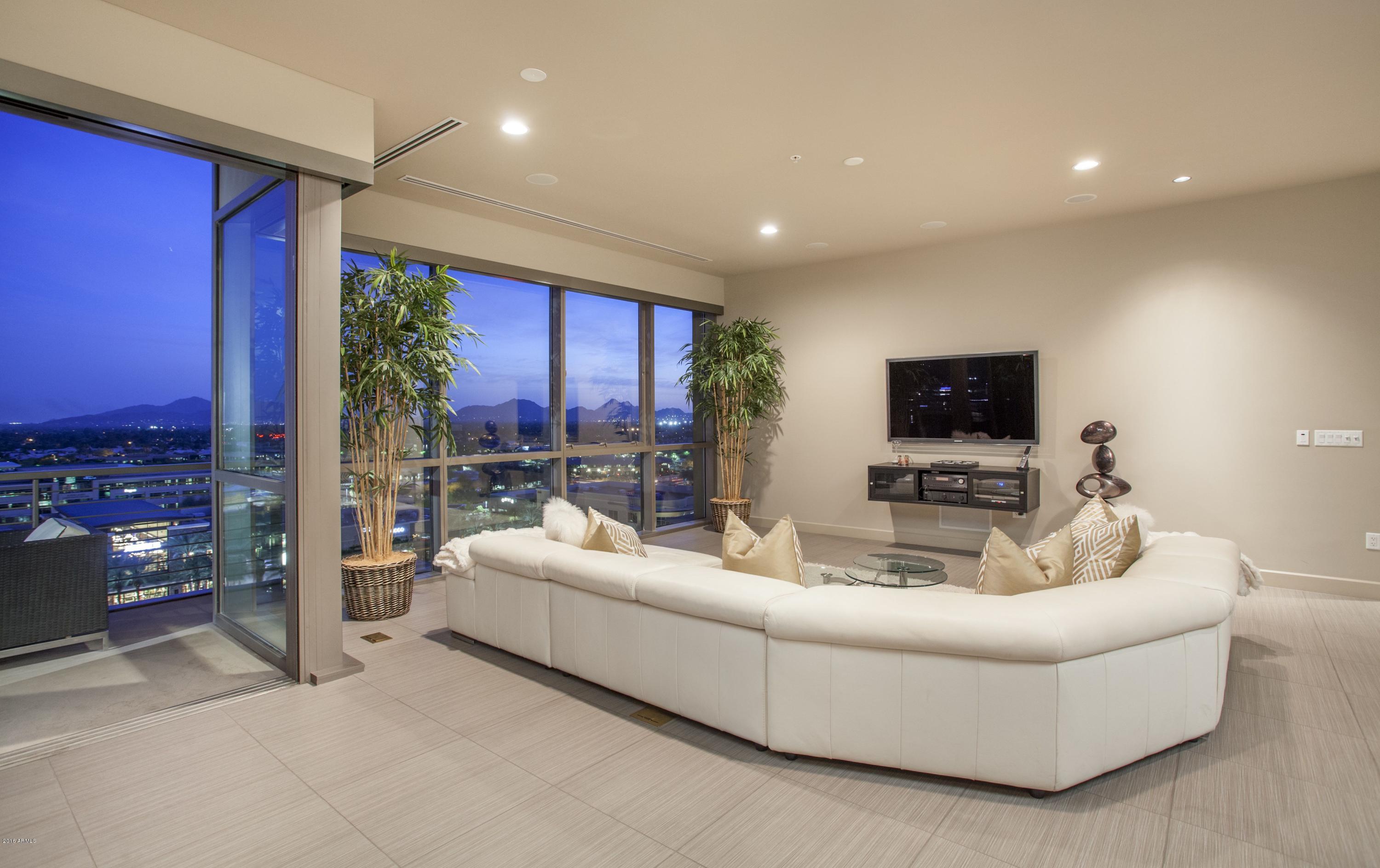 PLAZA LOFTS - Residential