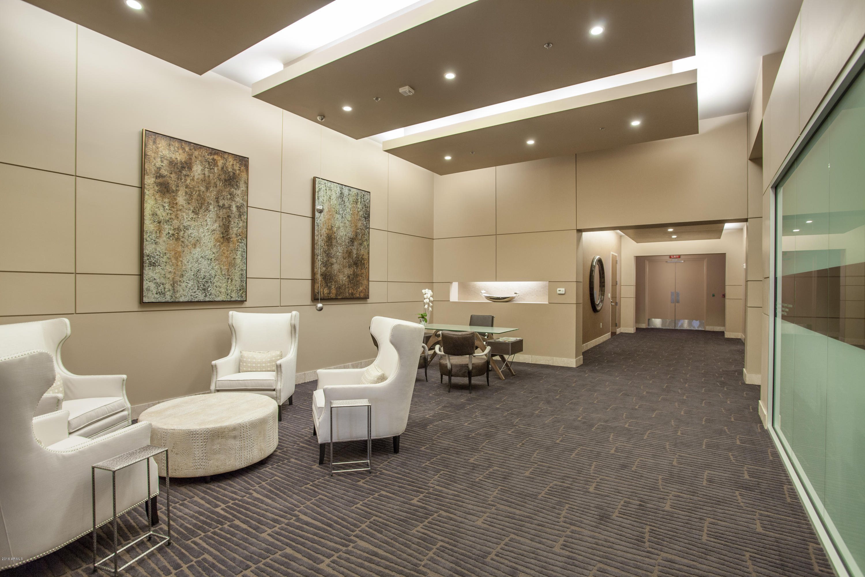 PLAZA LOFTS - Residential