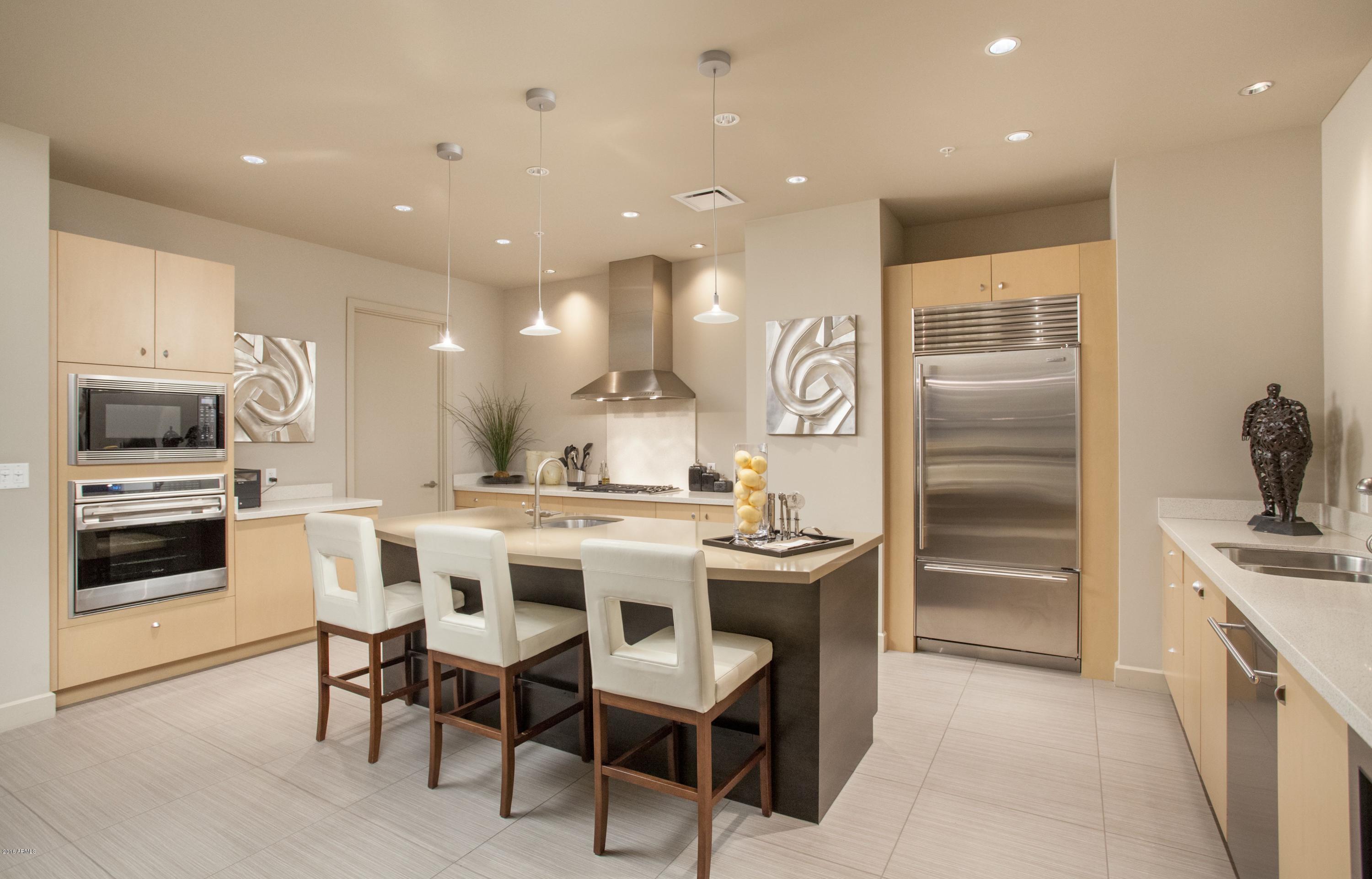 PLAZA LOFTS - Residential