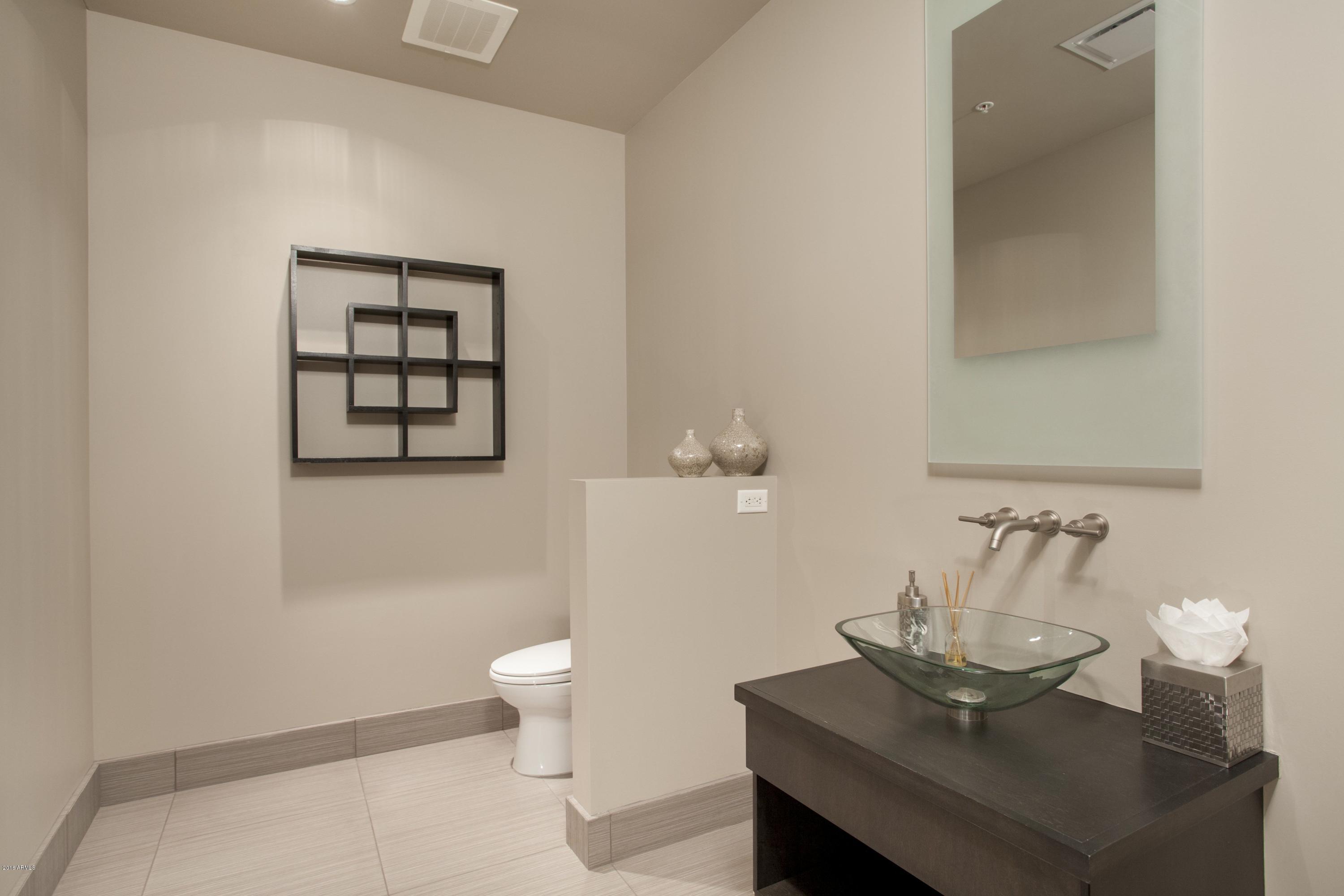 PLAZA LOFTS - Residential