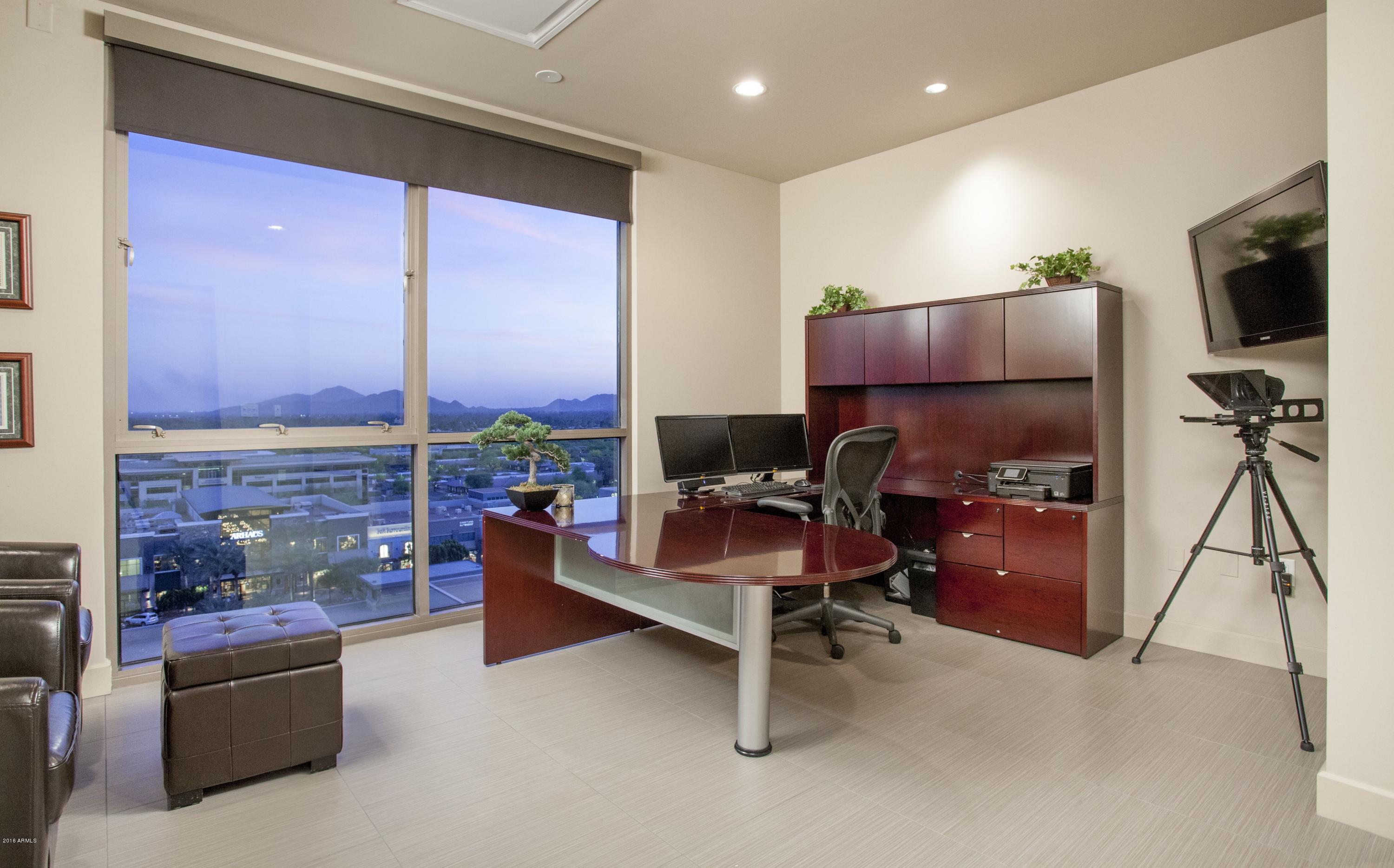 PLAZA LOFTS - Residential