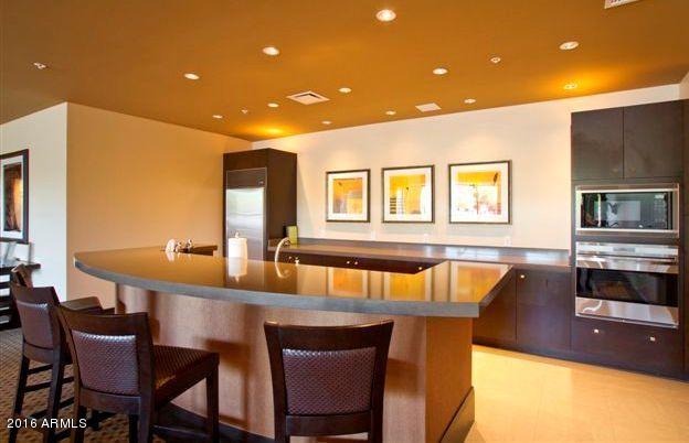 PLAZA LOFTS - Residential