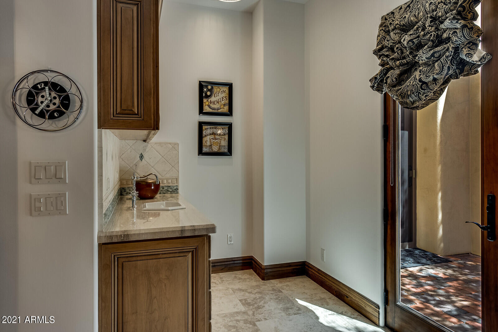 DESERT JEWEL ESTATES GUARD GATE - Residential