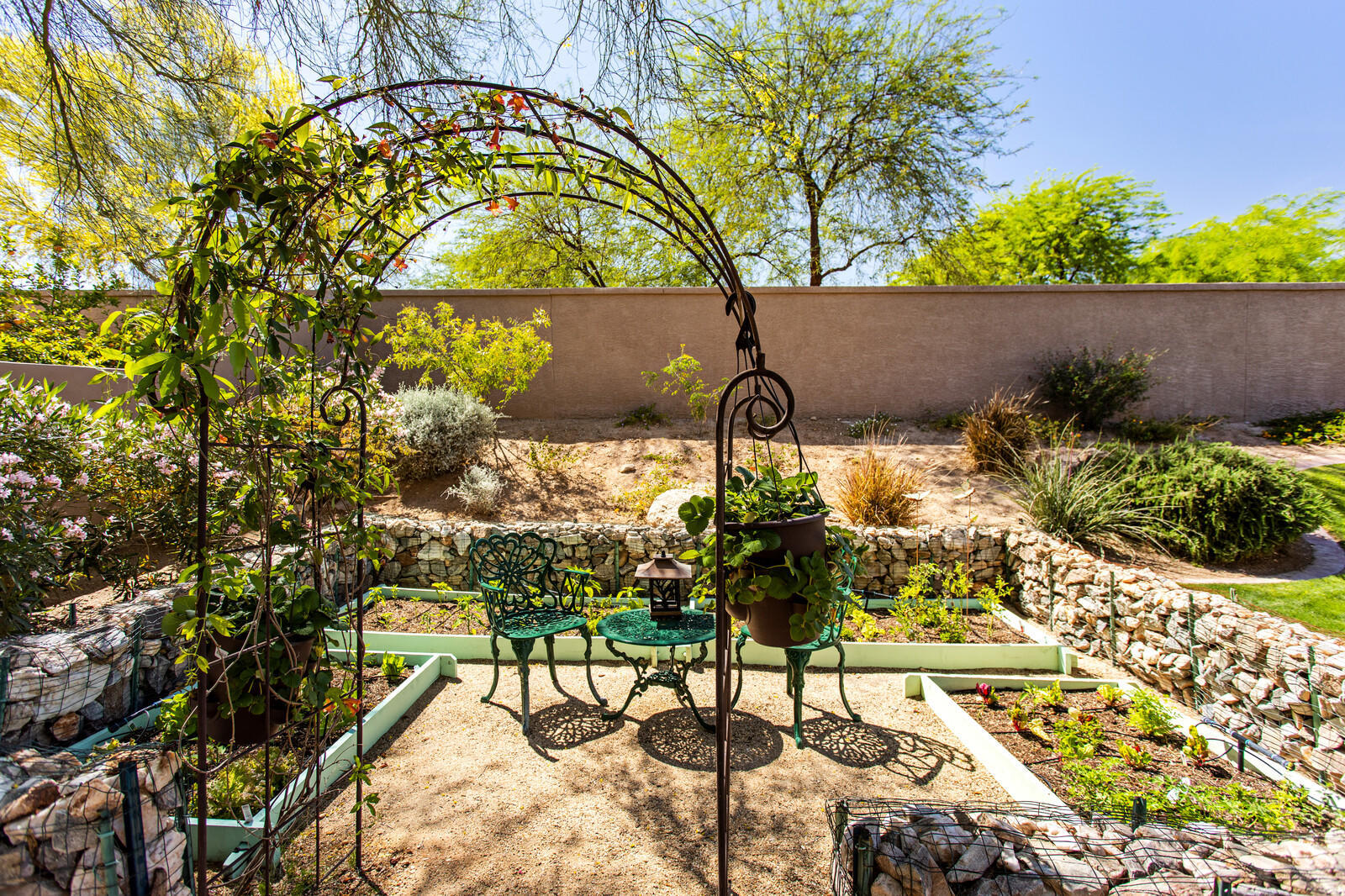 DESERT JEWEL ESTATES GUARD GATE - Residential