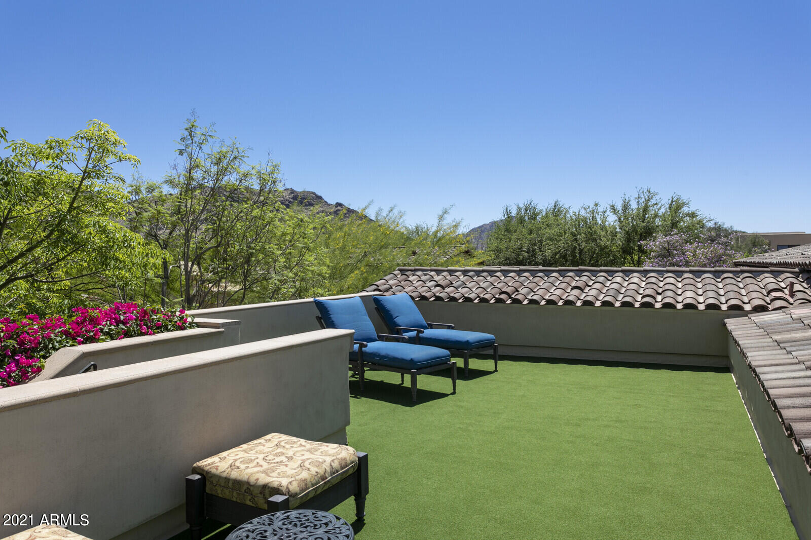 DESERT JEWEL ESTATES GUARD GATE - Residential