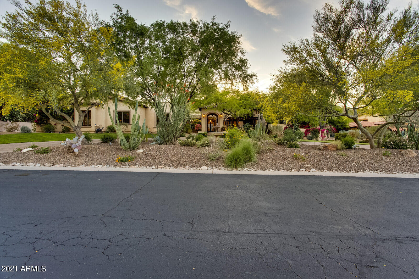 DESERT JEWEL ESTATES GUARD GATE - Residential