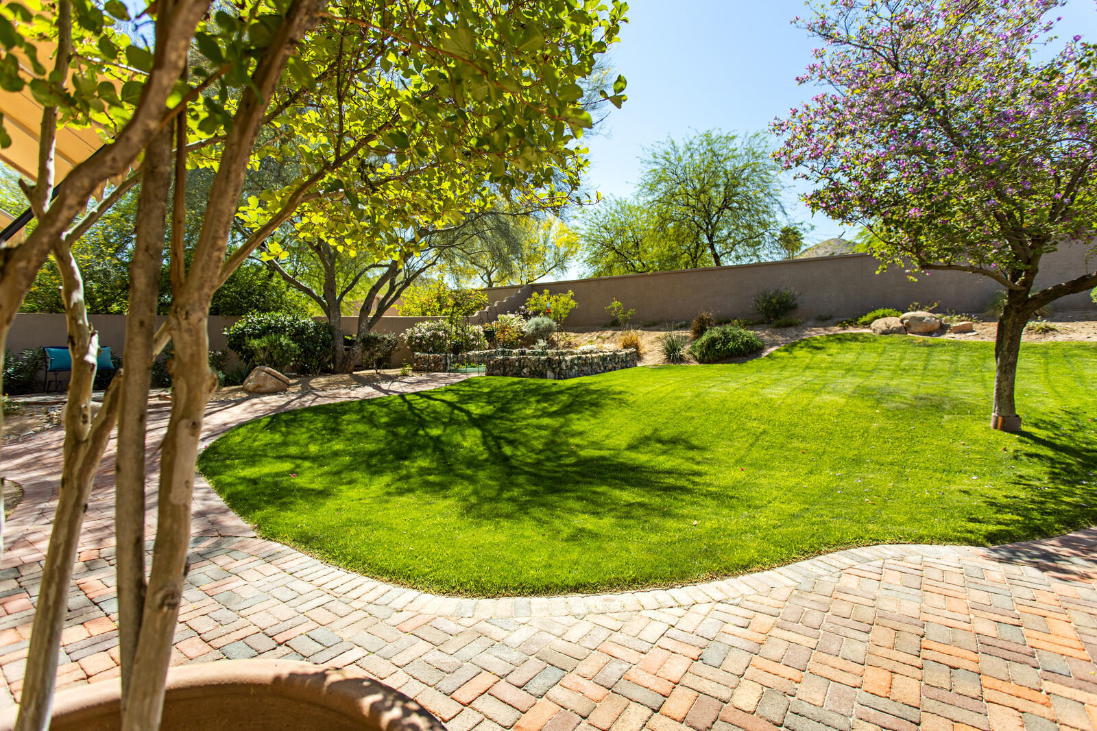 DESERT JEWEL ESTATES GUARD GATE - Residential