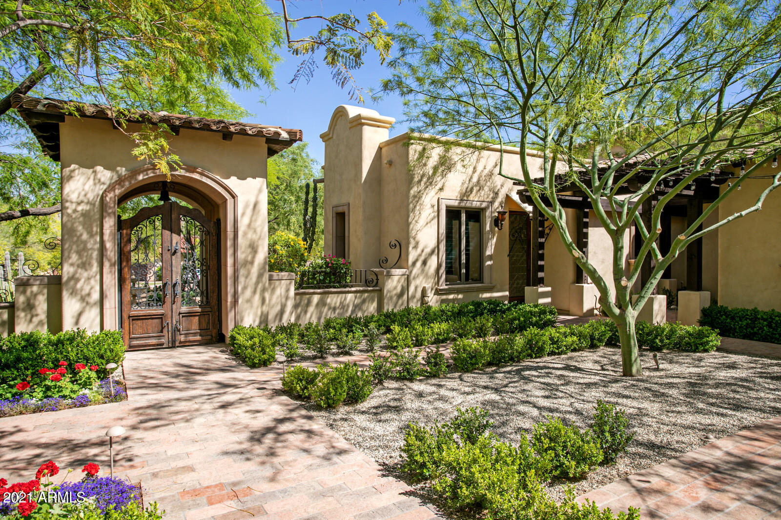 DESERT JEWEL ESTATES GUARD GATE - Residential