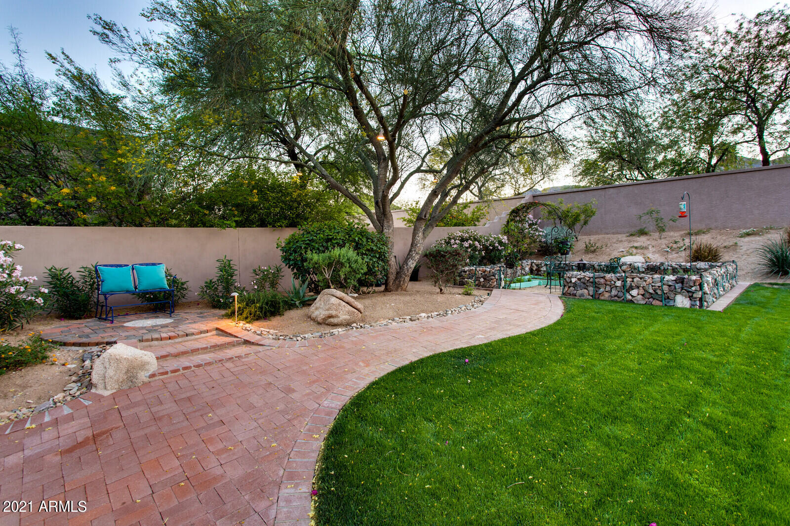 DESERT JEWEL ESTATES GUARD GATE - Residential