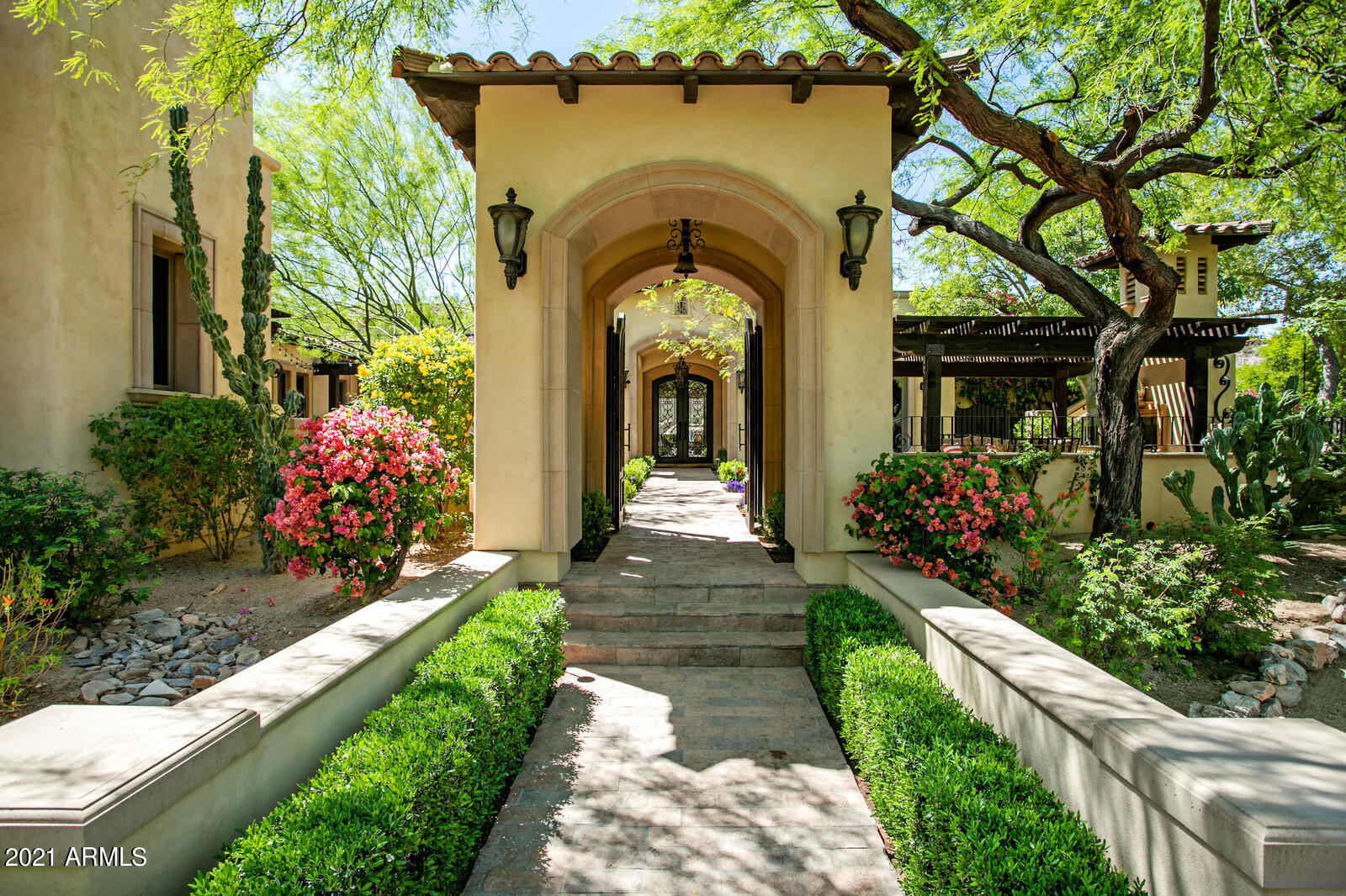 DESERT JEWEL ESTATES GUARD GATE - Residential