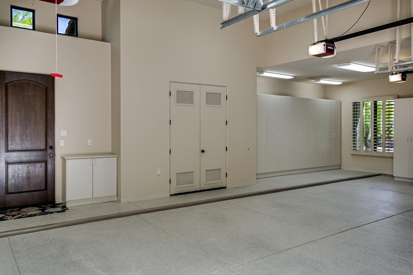 DESERT JEWEL ESTATES GUARD GATE - Residential