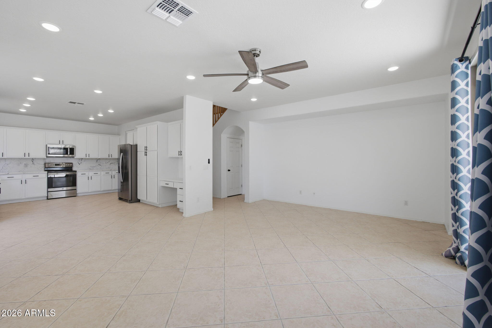 ANTHEM UNIT 12 REPLAT - Residential