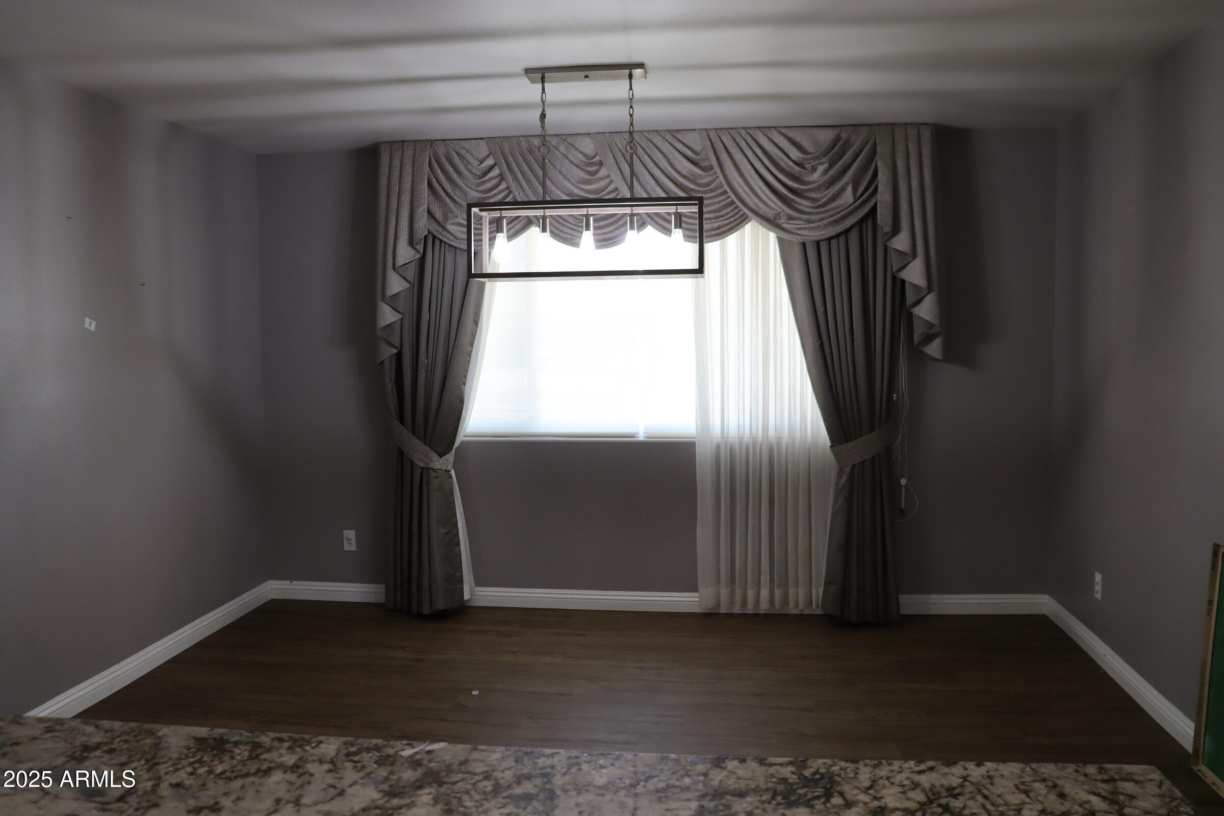 LAVEEN ESTATES - Residential