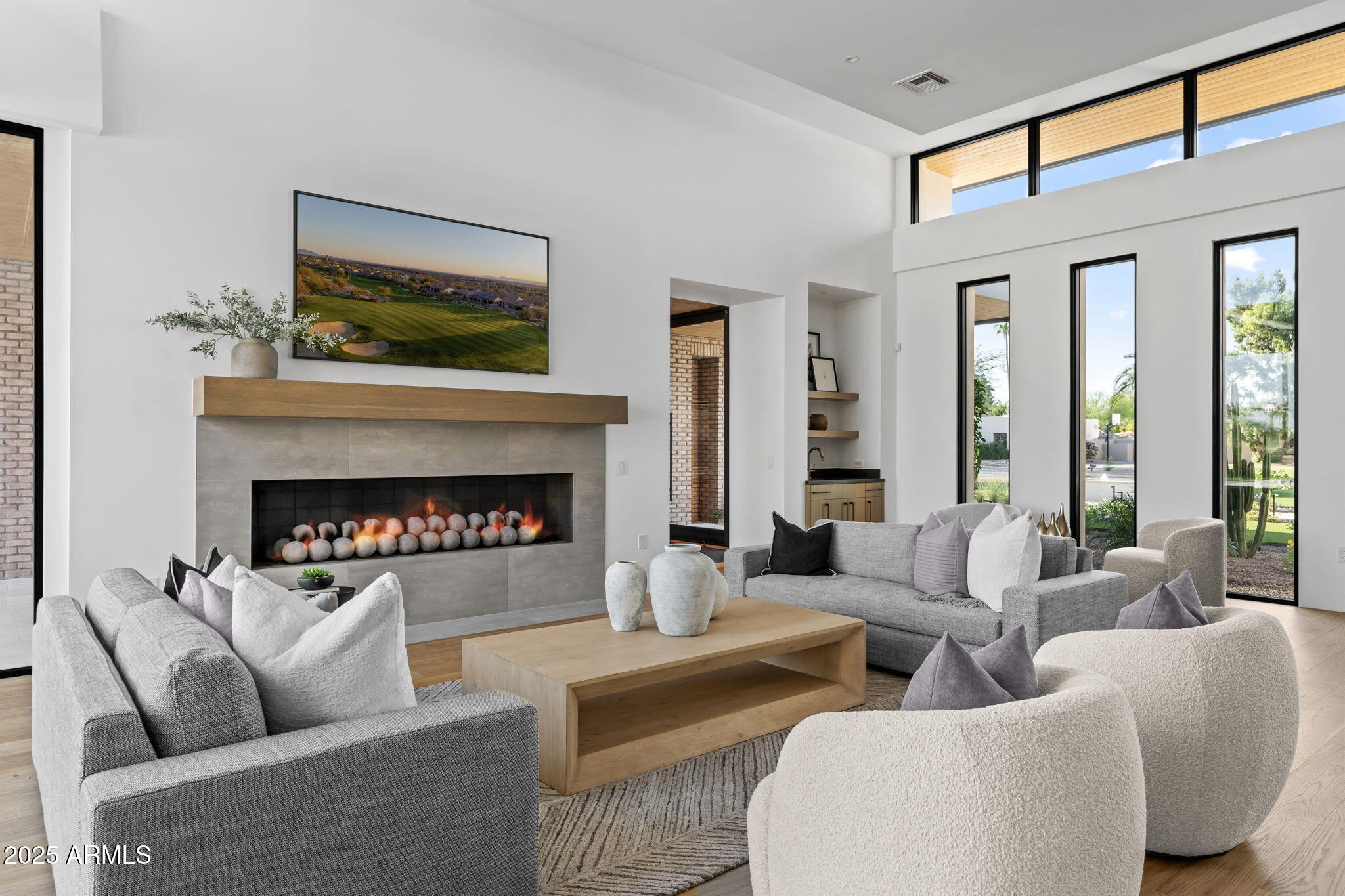 DESERT ESTATES - Residential