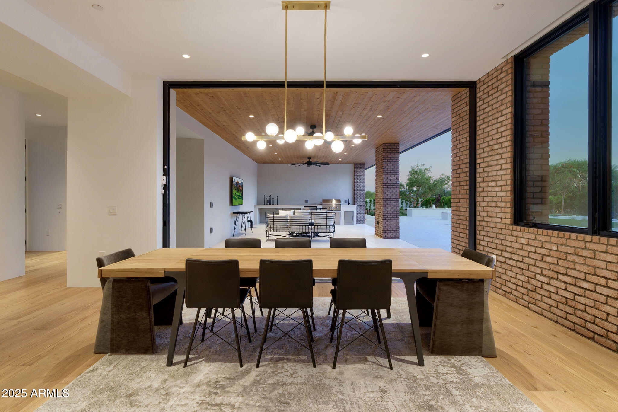 DESERT ESTATES - Residential